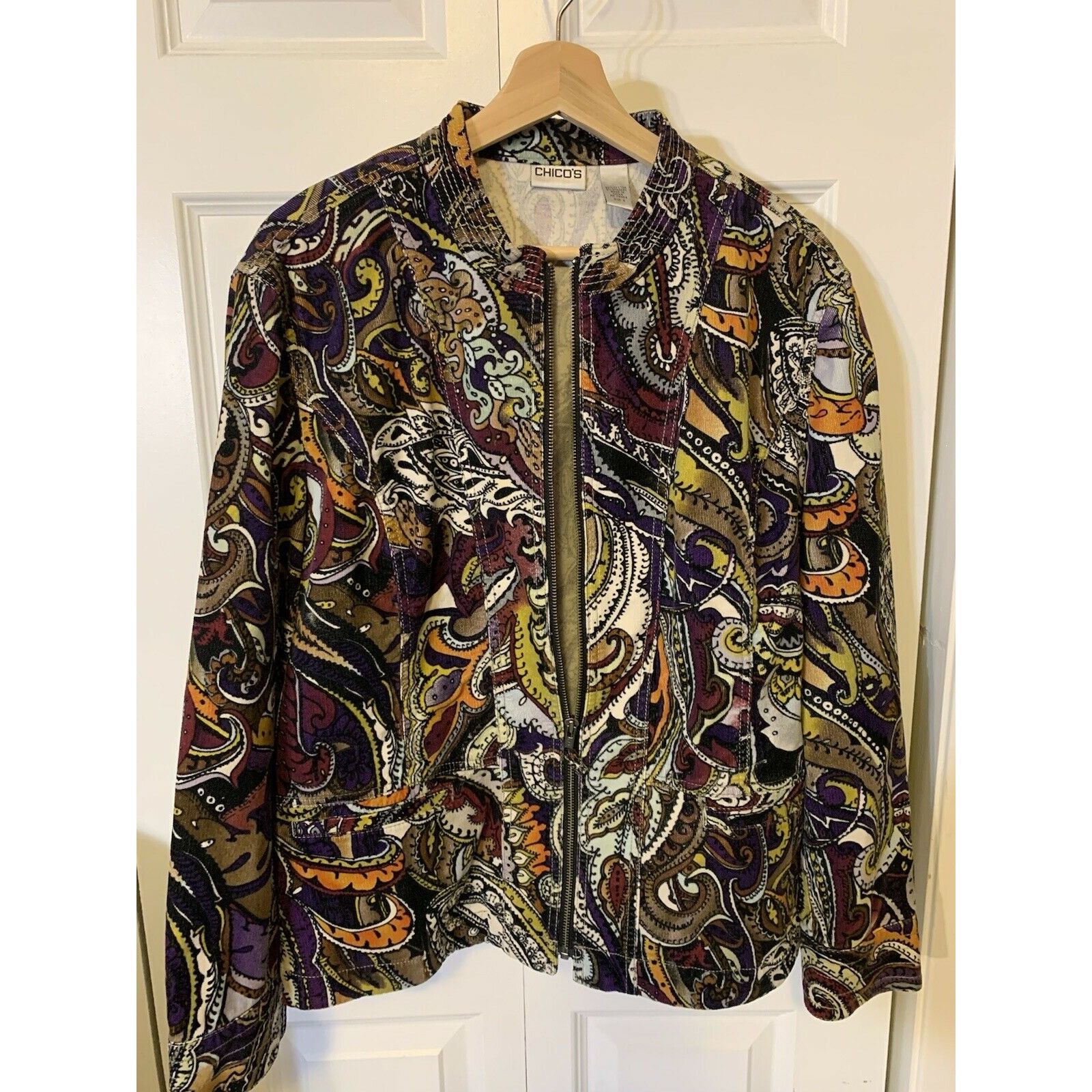 Chicos Chico's Women’s Sz S Size 3 Purple Green Paisley Full Zip Ja Size S / US 4 / IT 40 - 5 Thumbnail