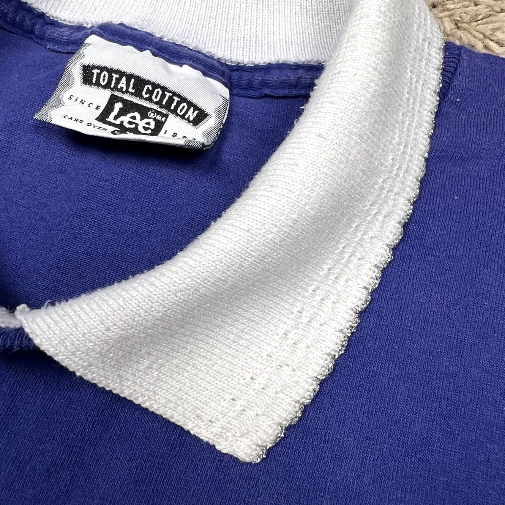 Lee VINTAGE Lee Women Collared T-Shirt XL Blue 90s Angel Puff Print Graphic Made USA Shirt Women XL Blue Puff Print Angel 90s Vintage Graphic Size XL / US 12-14 / IT 48-50 - 5 Thumbnail