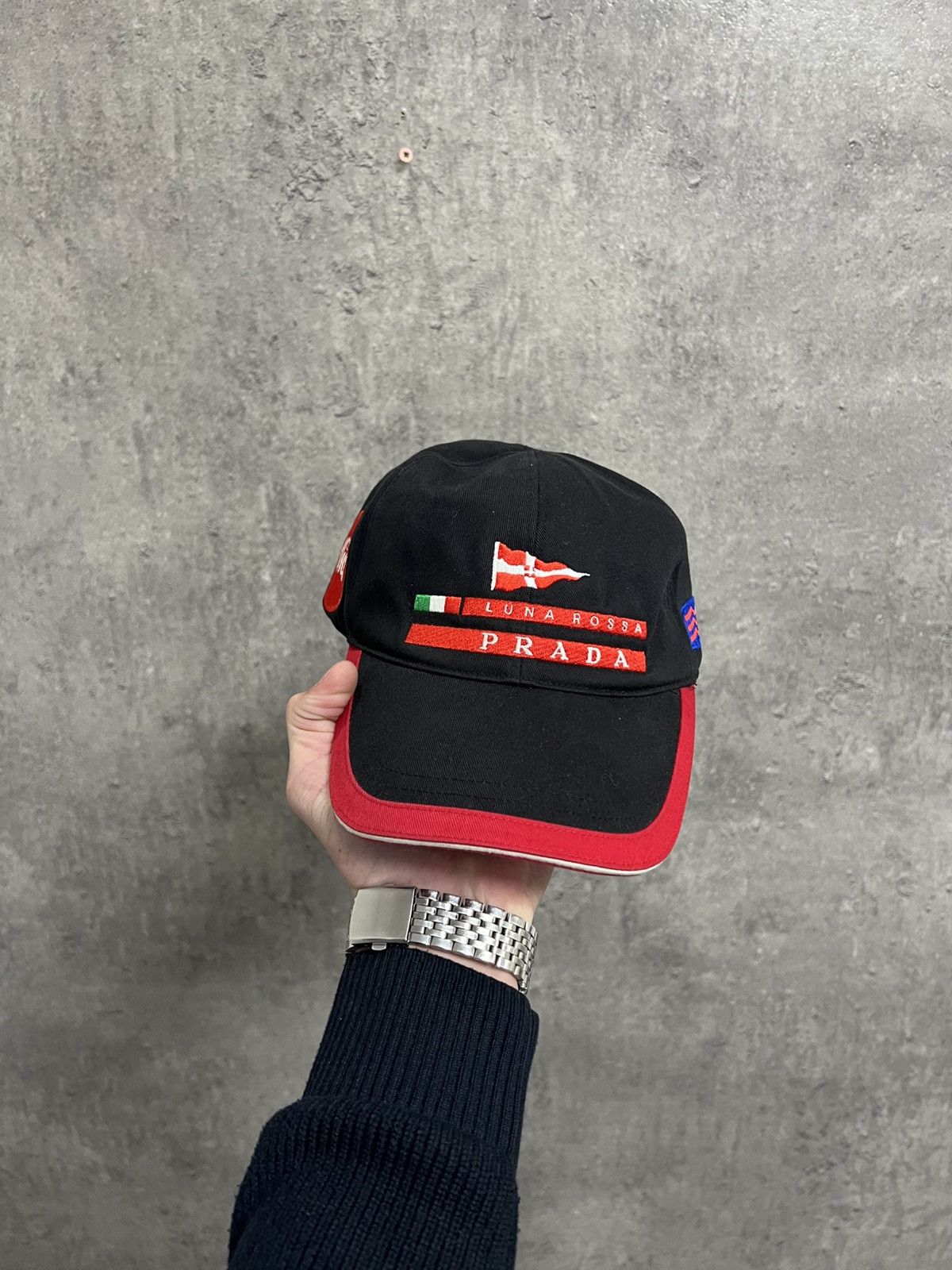 PRADA LUNA ROSSA キャップ ブラック Lサイズ LUNA ROSSA PRADA PIRELLI 36th AMERICAS CUP OFFICIAL TEAM CAP