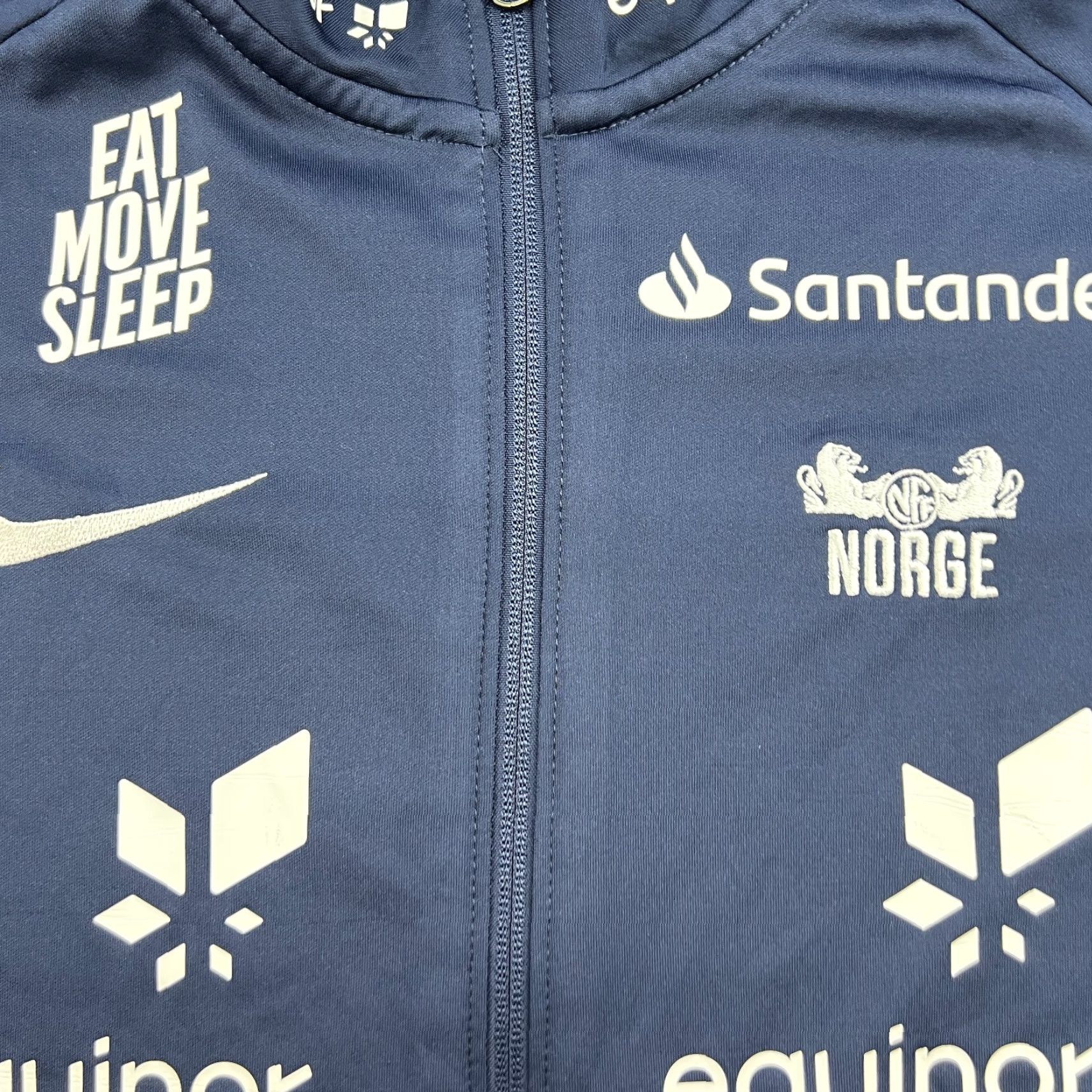 Nike Nike Track Jacket Small Football Blue Long Sleeve Men Regular Size S, Norway, Drill, Quick Dry, Full Zip Size US S / EU 44-46 / 1 - 7 Thumbnail