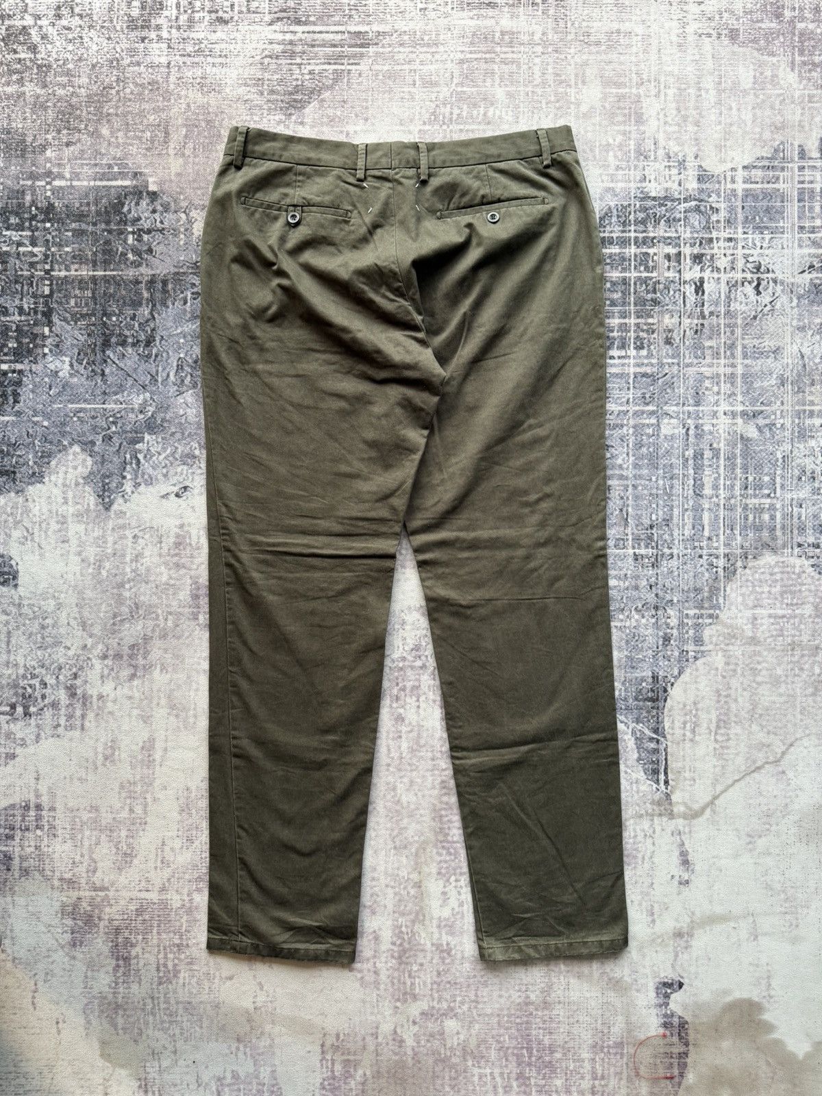 Maison Margiela Maison Margiela Khakis Tapered Pant Size US 34 / EU 50 - 2 Thumbnail