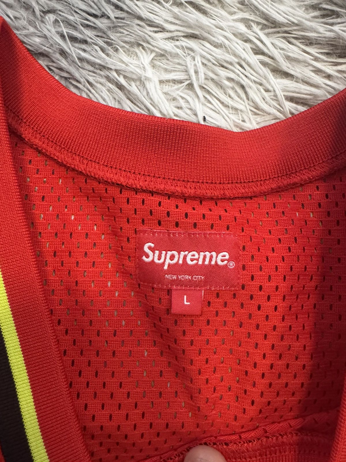 Supreme Supreme Bolt Basketball Jersey Red (L) Size US L / EU 52-54 / 3 - 4 Thumbnail