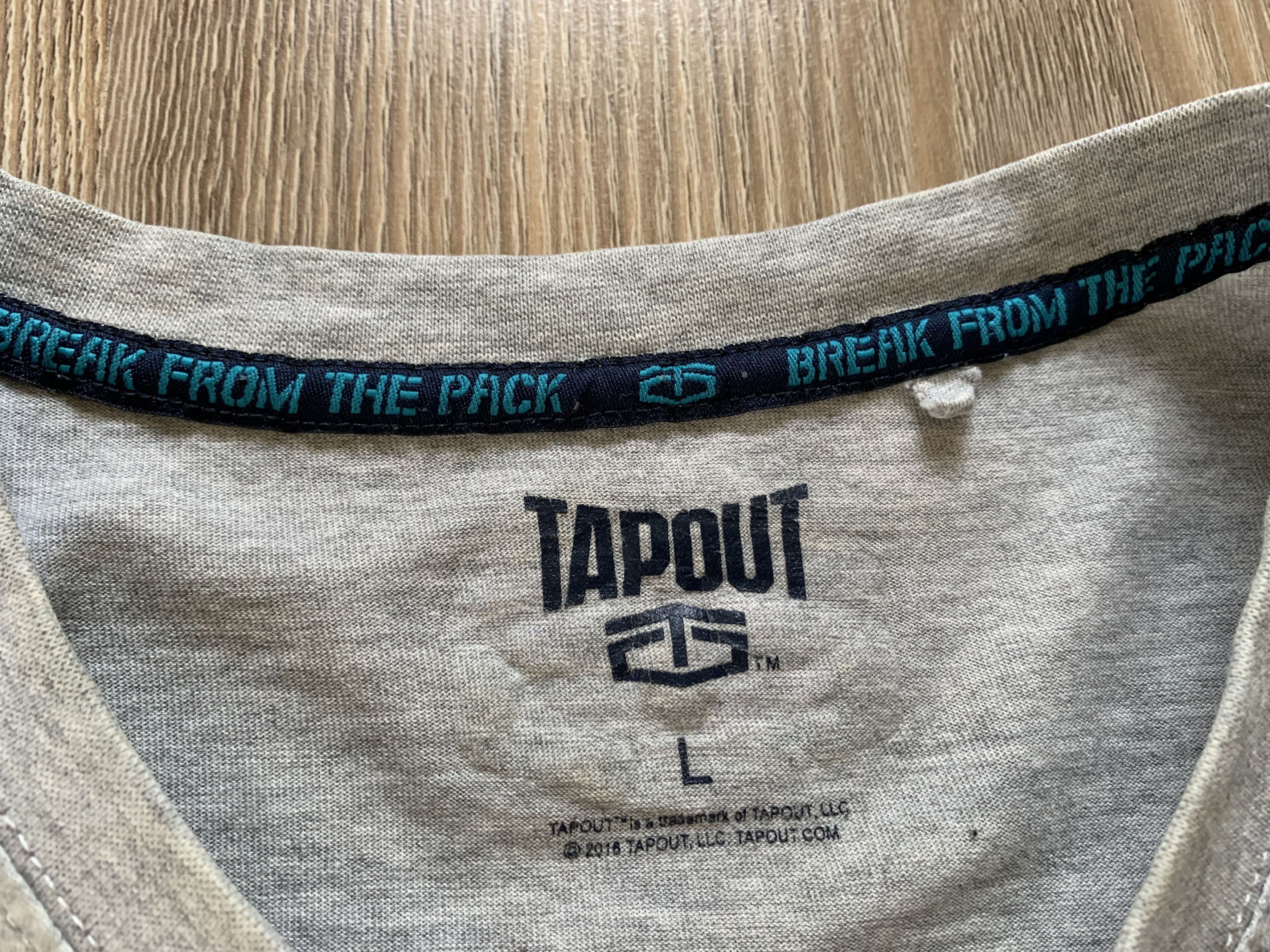 Tapout × Vintage Tapout Logo Grey T Shirt Size US L / EU 52-54 / 3 - 6 Thumbnail