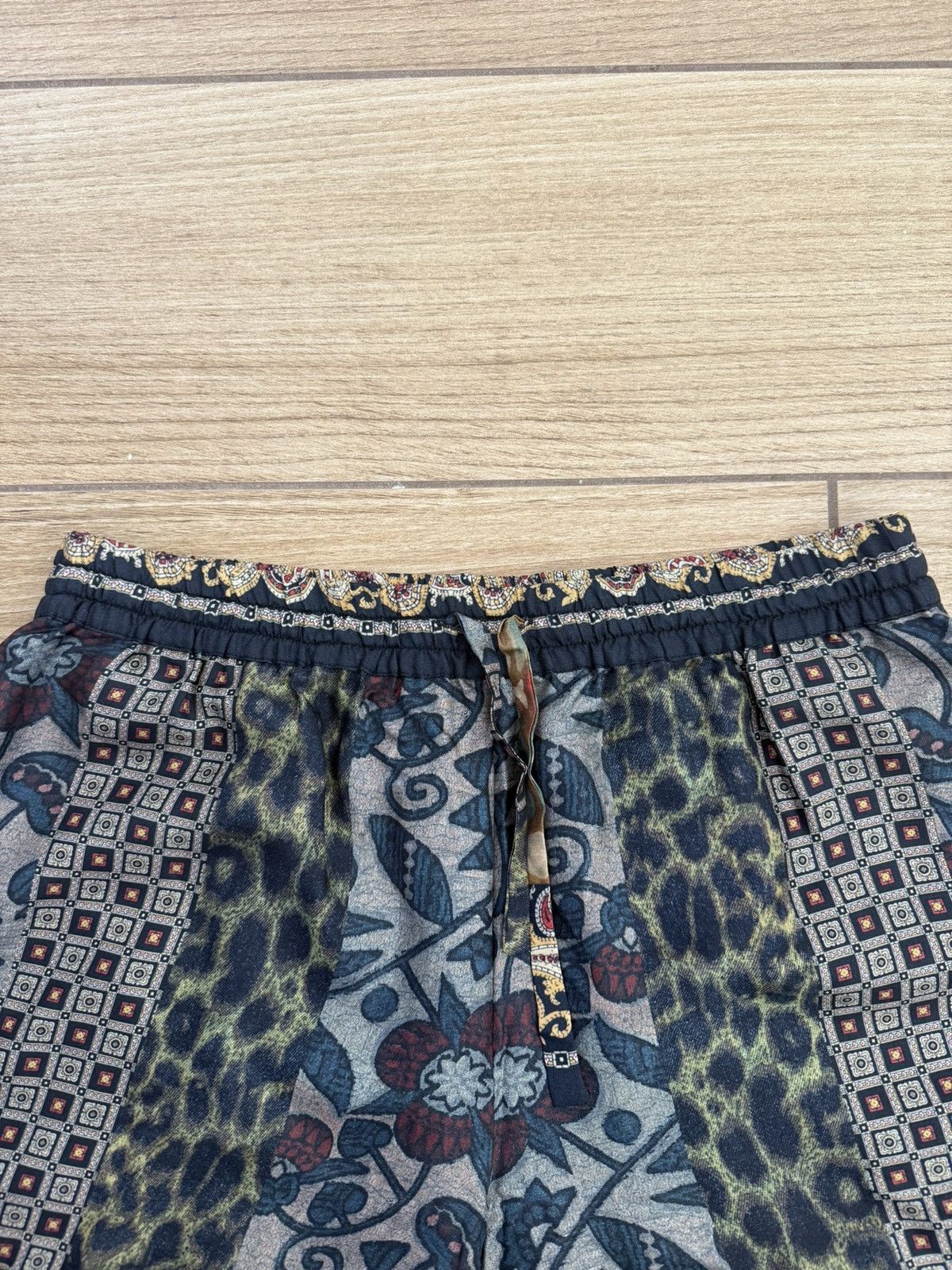 Pierre-Louis Mascia Pierre-Louis Mascia Silk Shorts Size US 31 - 3 Thumbnail