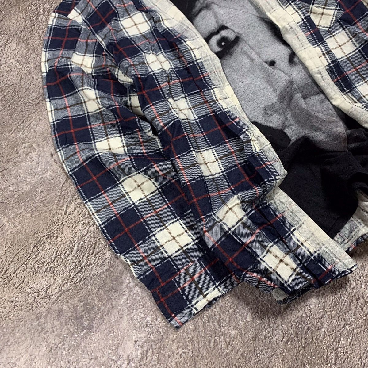 Vintage Vintage 90s Plaid Shirt Grunge Oversized Skate Bleached XL Size US XL / EU 56 / 4 - 2 Thumbnail