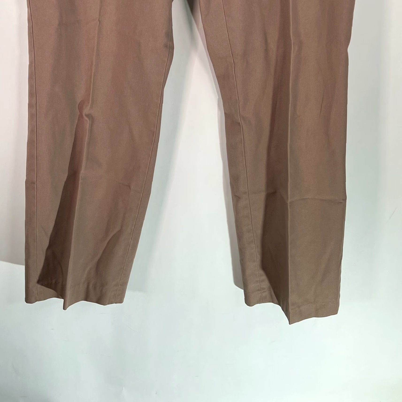 Wrangler Wrangler Mens Flat Front Regular Fit Straight Dress Pants Brown 38X34 Casual Pants Size US 38 / EU 54 - 4 Thumbnail