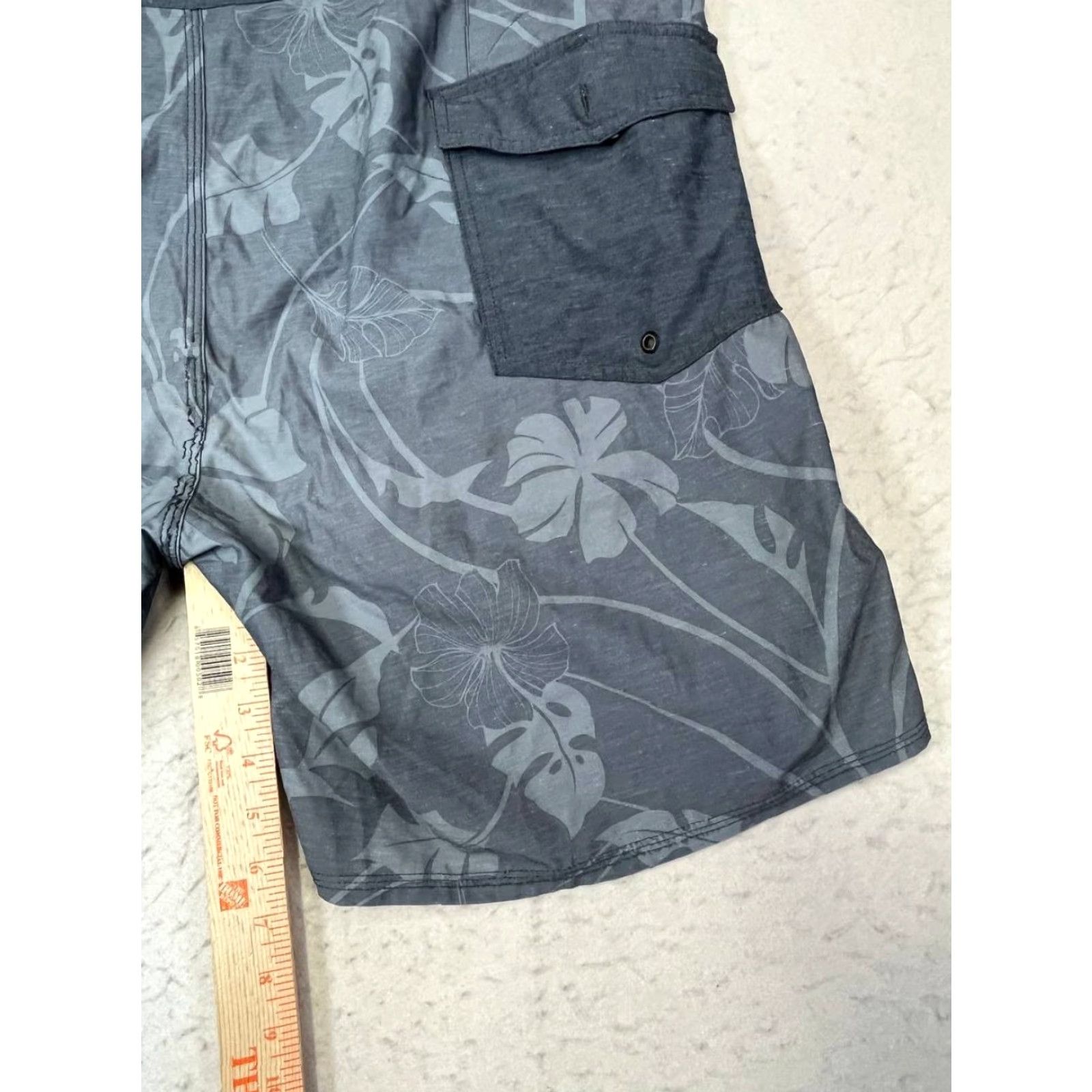 Quiksilver Quiksilver Waterman Board Shorts Men 40 Gray Hawaiian Summer Beach Lifeguard Surfing Swimming Back Pocket Drawstring Regular Adult Men's Bottom Size US 40 / EU 56 - 5 Thumbnail