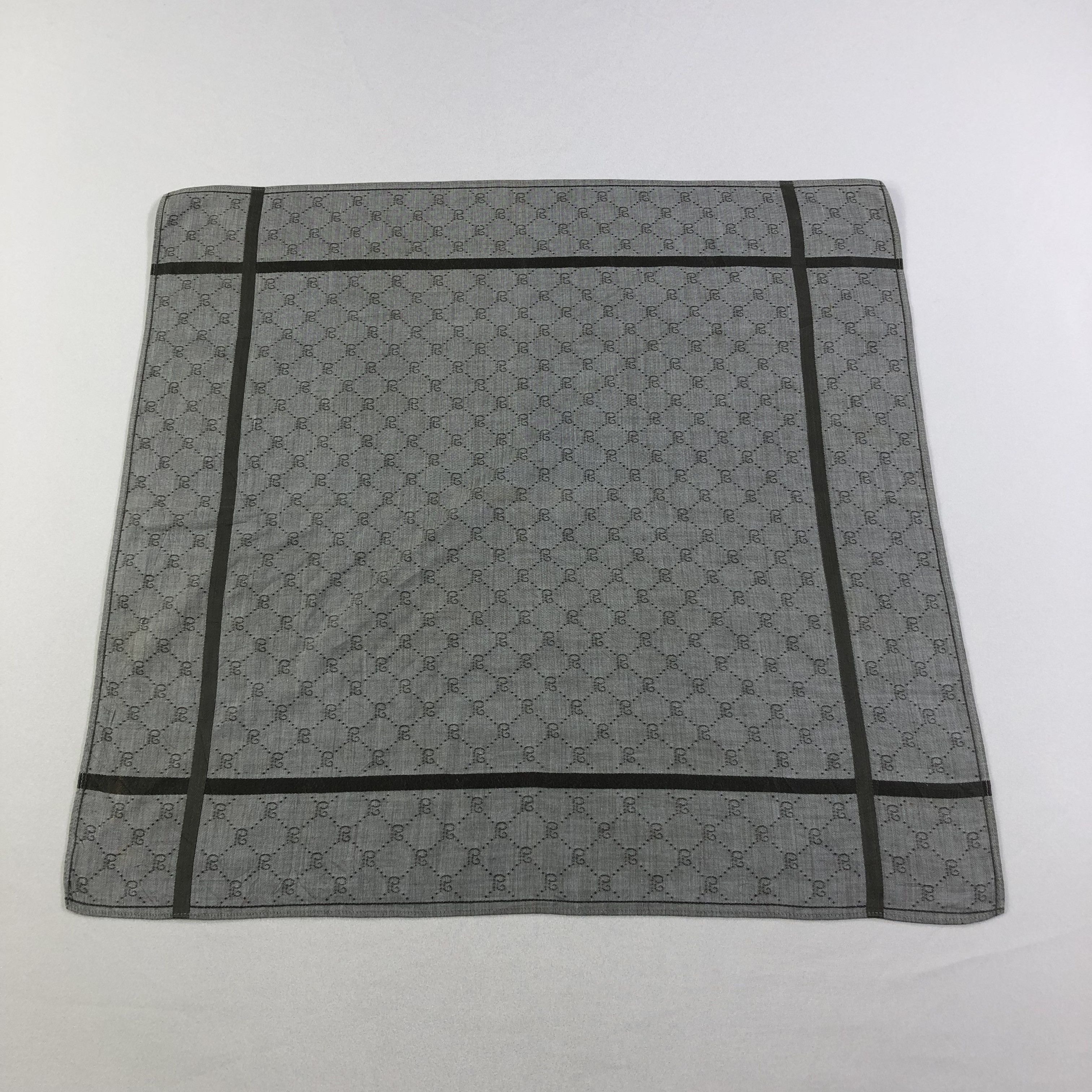 Pierre Balmain Pierre Balmain Handkerchief Neckerchief Bandana H2203 Size ONE SIZE - 2 Thumbnail