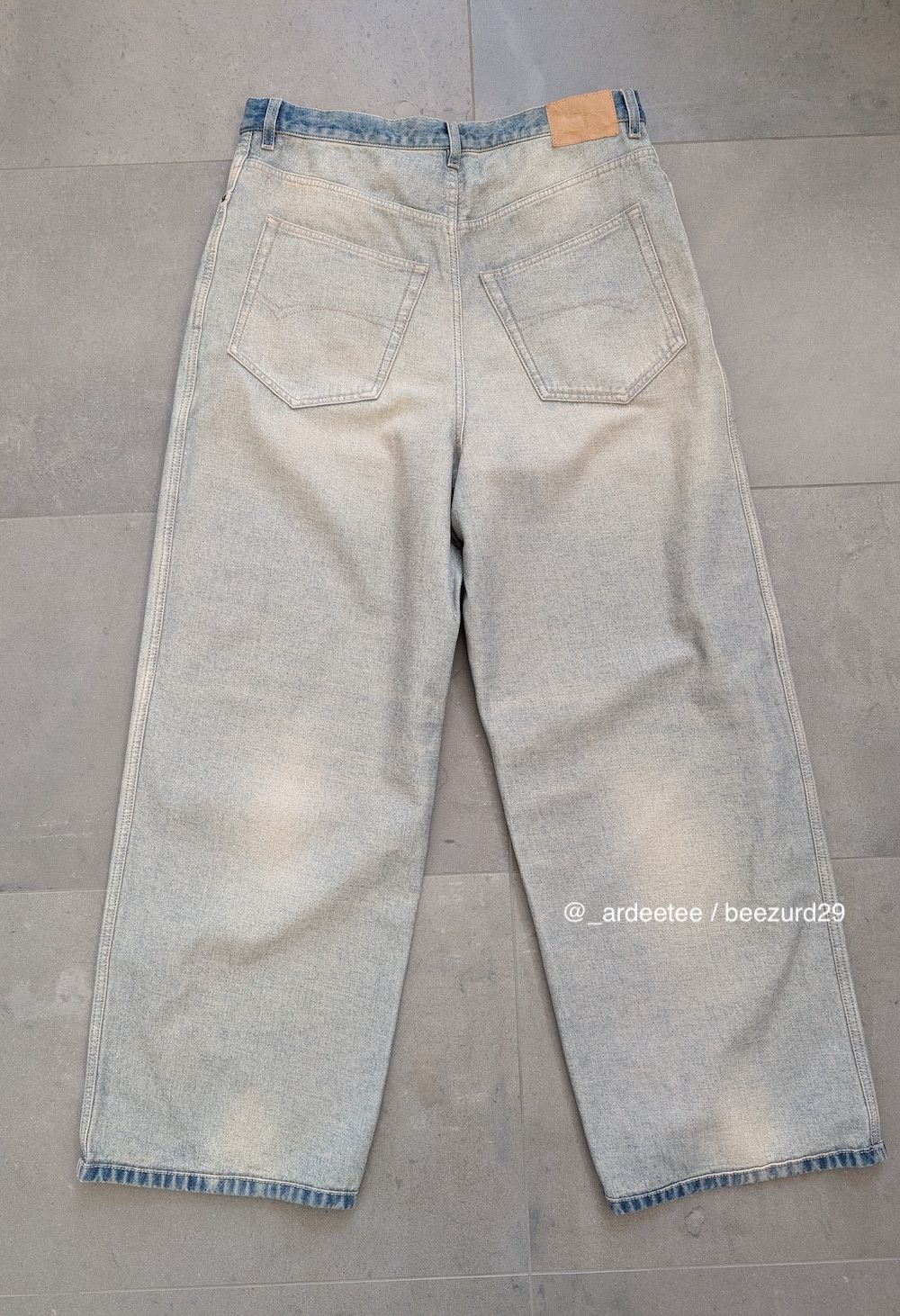 Balenciaga *NEW* SS24 INSIDE OUT BAGGY JEANS $1,590 MEDIUM Size US 32 / EU 48 - 14 Thumbnail