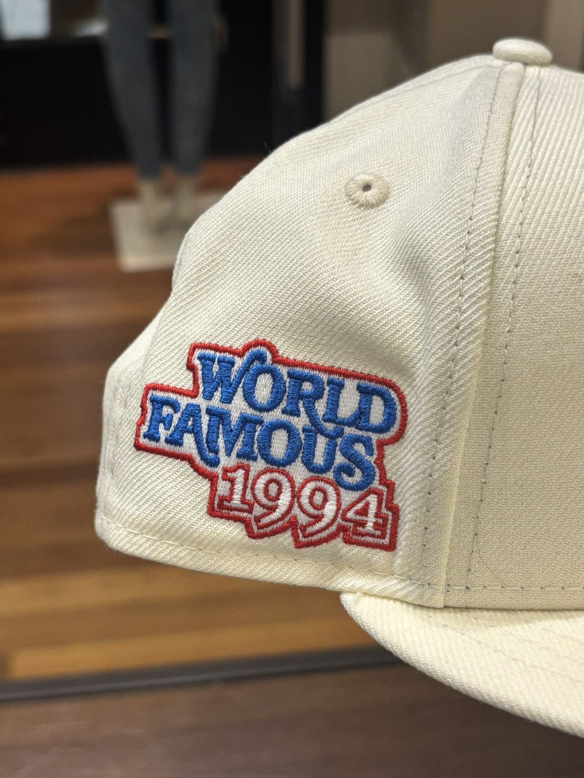 New Era × Supreme Supreme New Era World Famous Hat White Size ONE SIZE - 3 Thumbnail