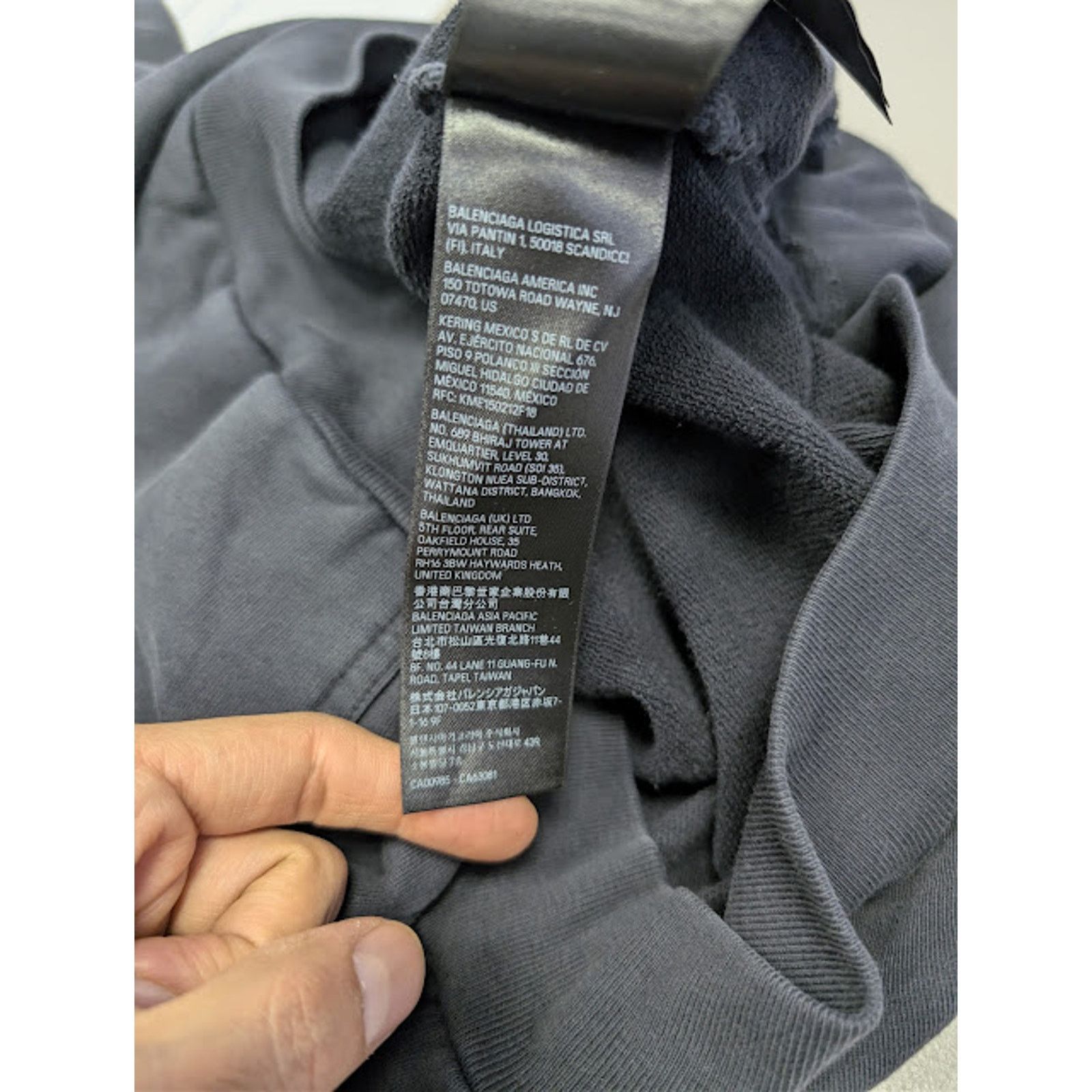 Balenciaga o1rshd1 Q:2 / DIY Metal Outline Large Fit Hoodie Faded Black Size US XL / EU 56 / 4 - 19 Thumbnail