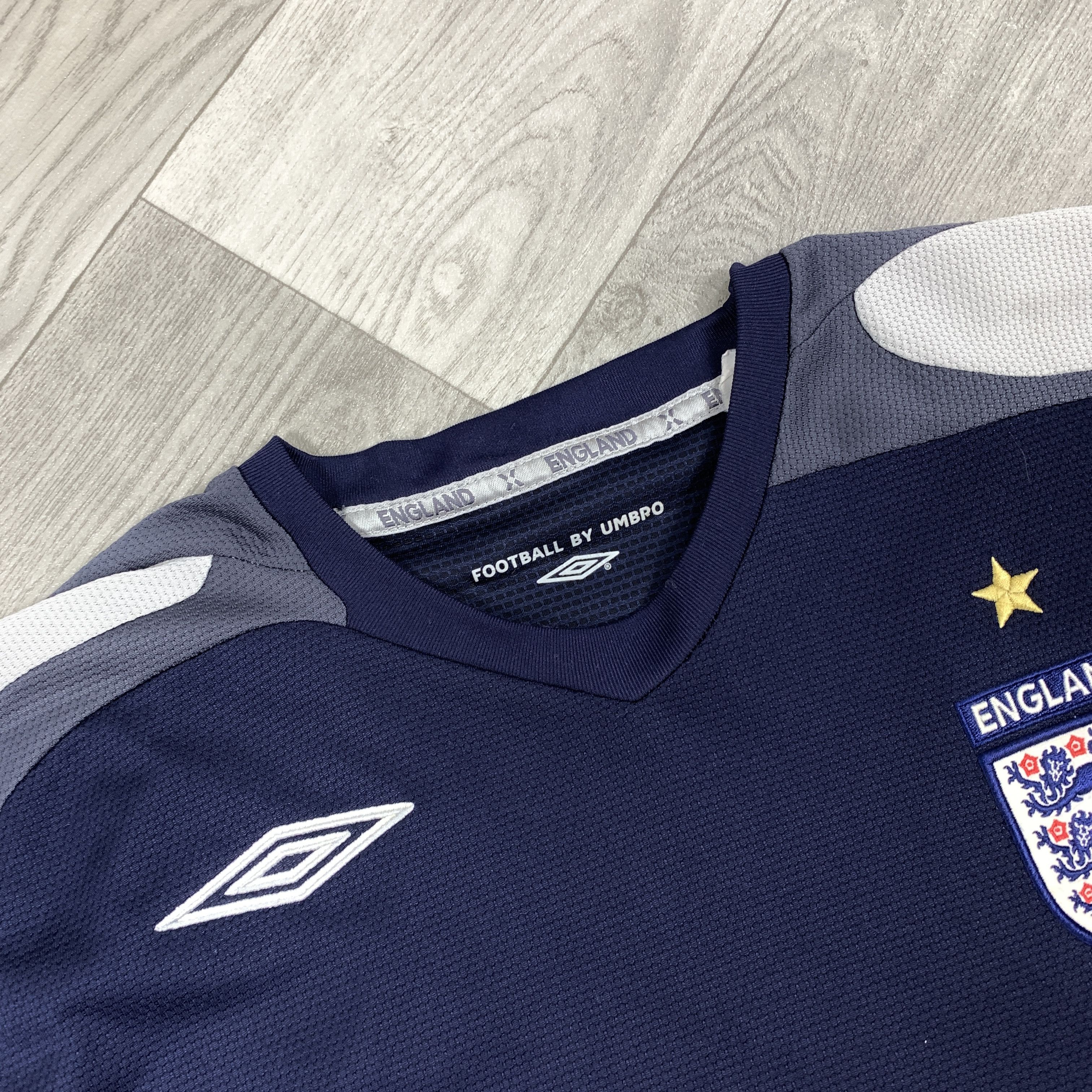Umbro Vintage Umbro 90s England National Team Nationalwide Jersey Size US XL / EU 56 / 4 - 6 Thumbnail