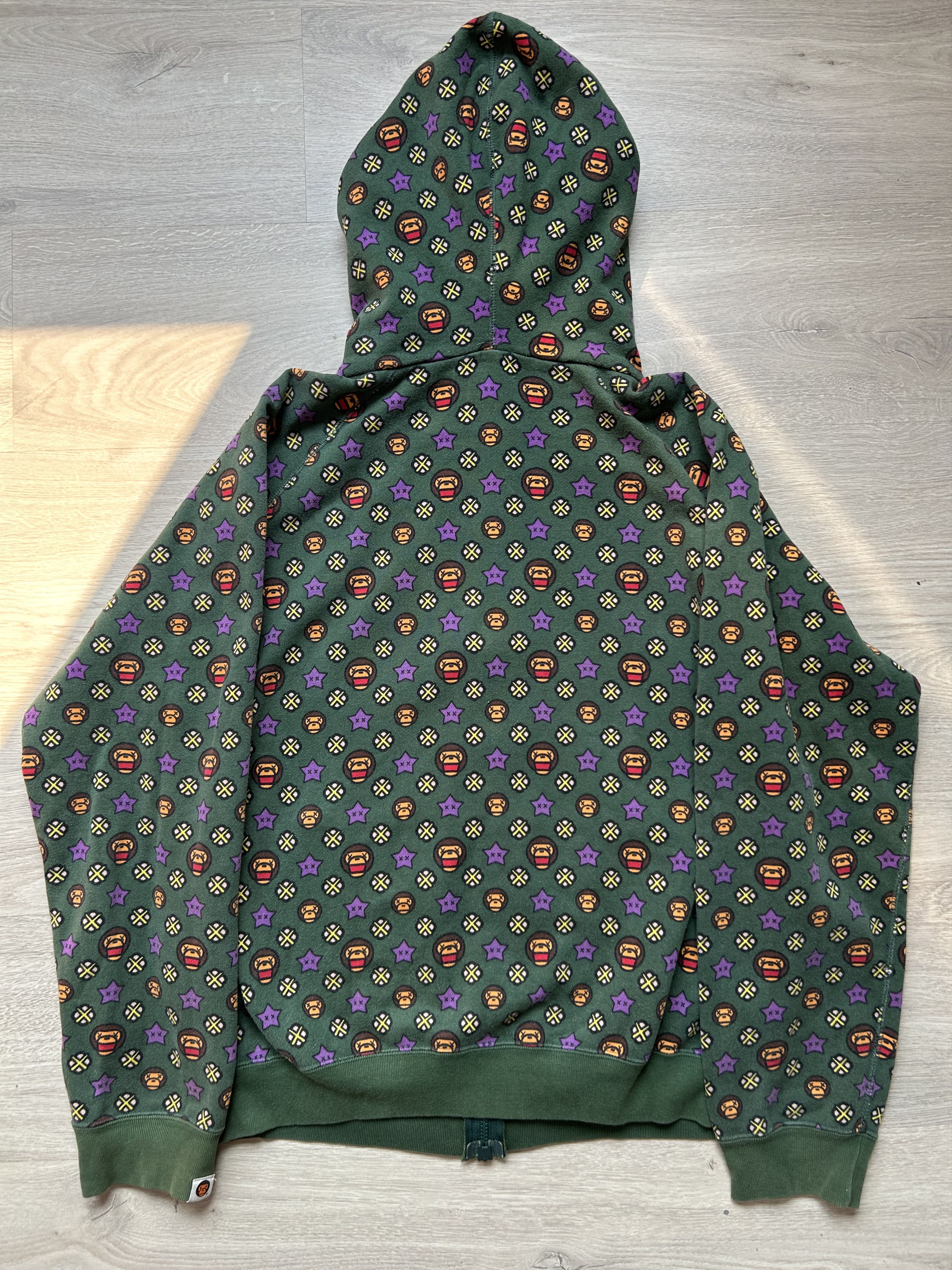 Bape 2005 Bape x Kaws Green Baby Milo Monogram Full Zip Hoodie Size US M / EU 48-50 / 2 - 7 Thumbnail