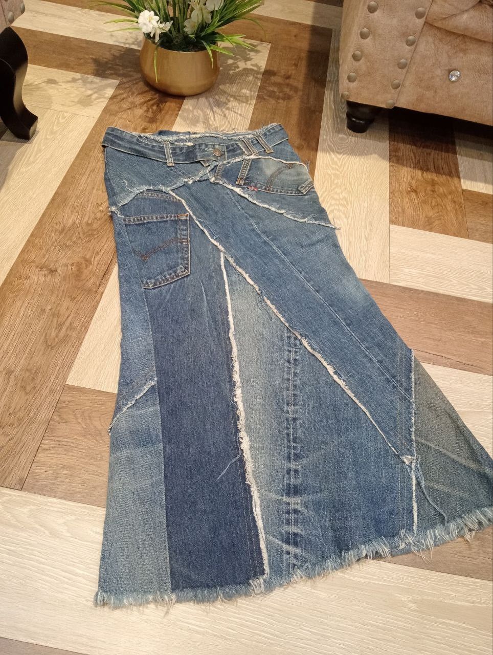 Japanese Brand JUNGLE CAT x LEVI'S DENIM PATCHWORK MIDI SKIRT Size 28" / US 6 / IT 42 - 3 Thumbnail