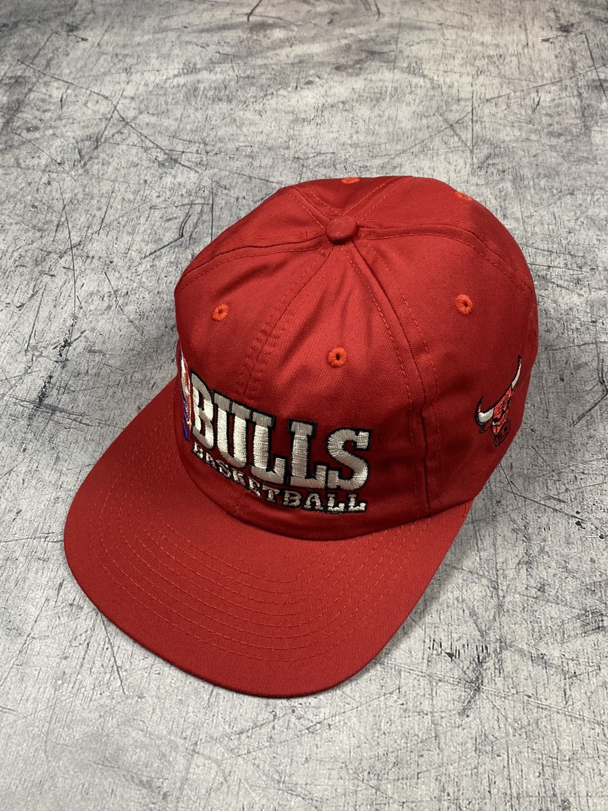 Champion × NBA × Vintage Rare Vintage Champion Chicago Bulls Basketball Cap Hat Size ONE SIZE - 4 Thumbnail