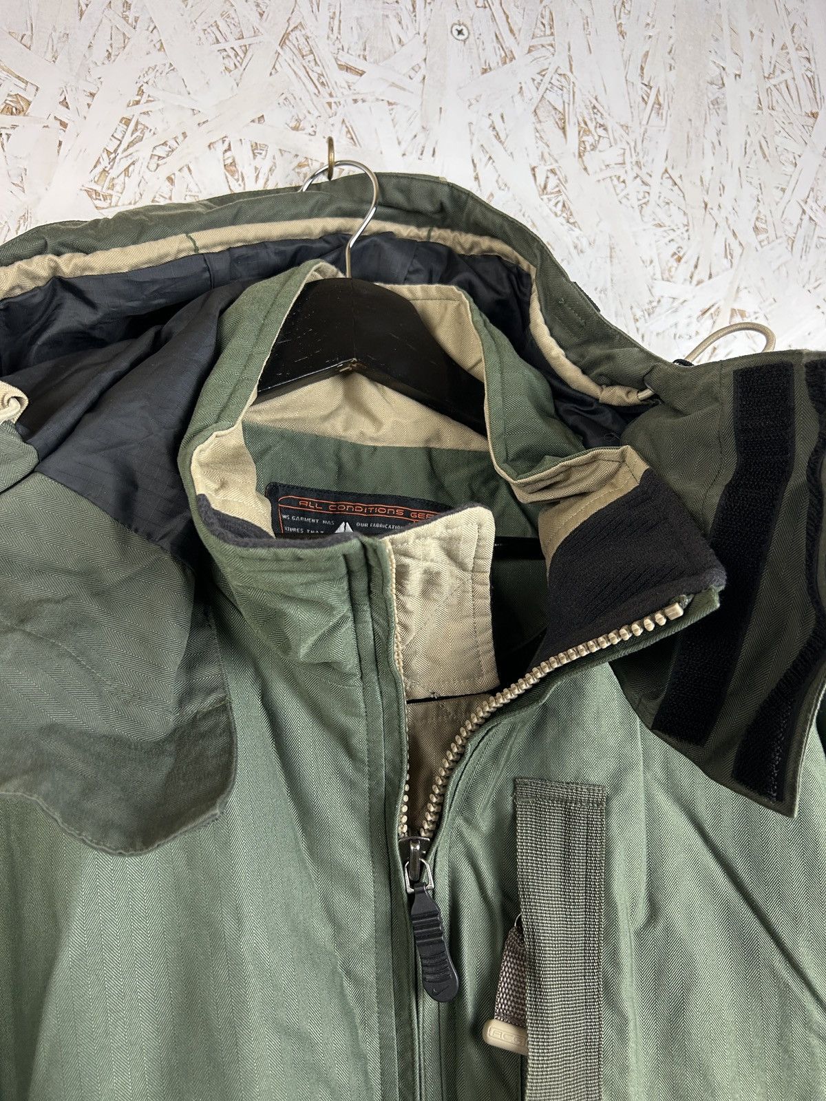 Nike ACG 90s Vintage Nike ACG Techwear Outdoor Rare Jacket Size US L / EU 52-54 / 3 - 8 Thumbnail
