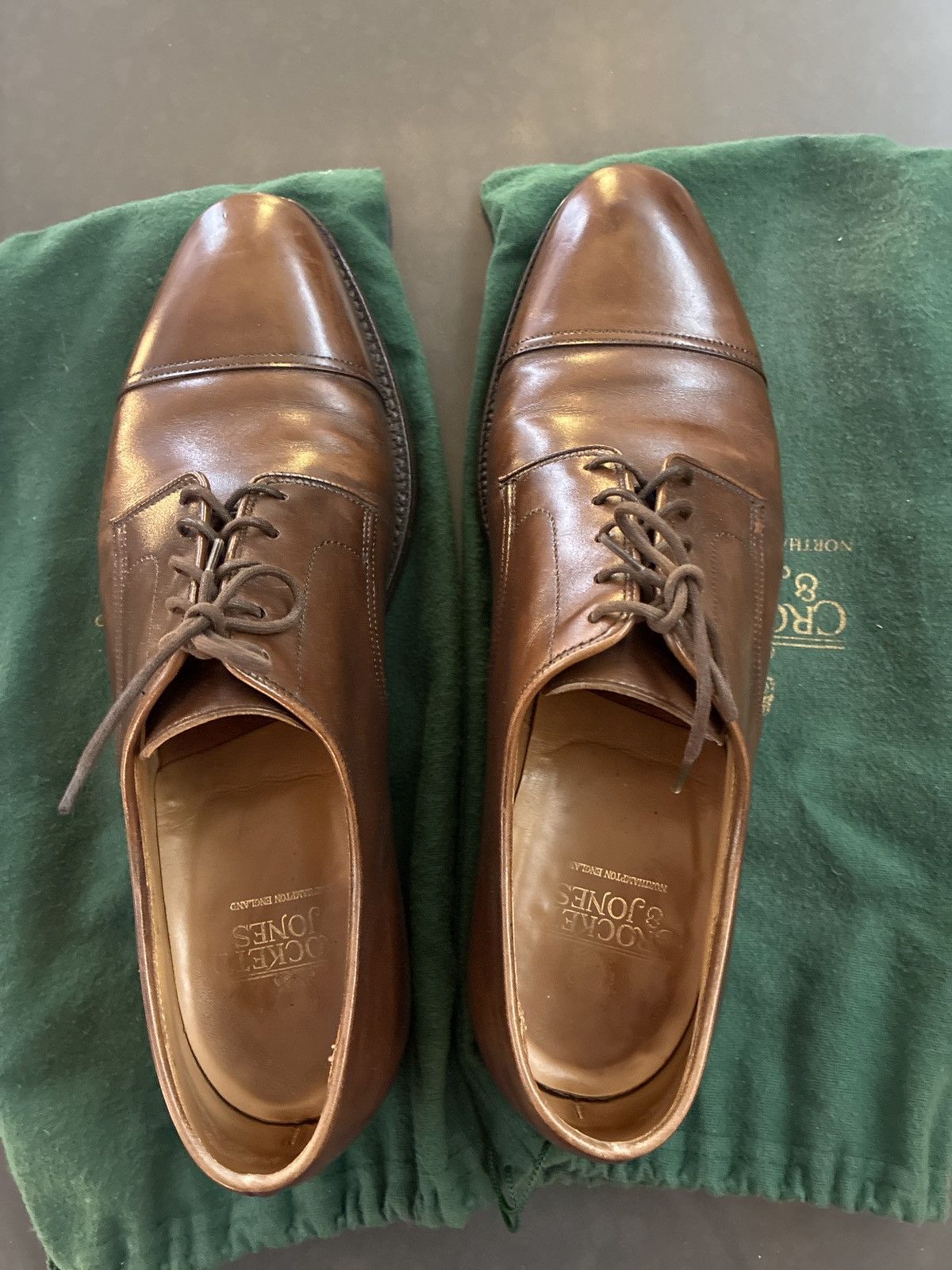 Crockett & Jones Crockett & Jones Bradford Chestnut Burnished Calf Oxford Size US 10.5 / EU 43-44 - 2 Thumbnail