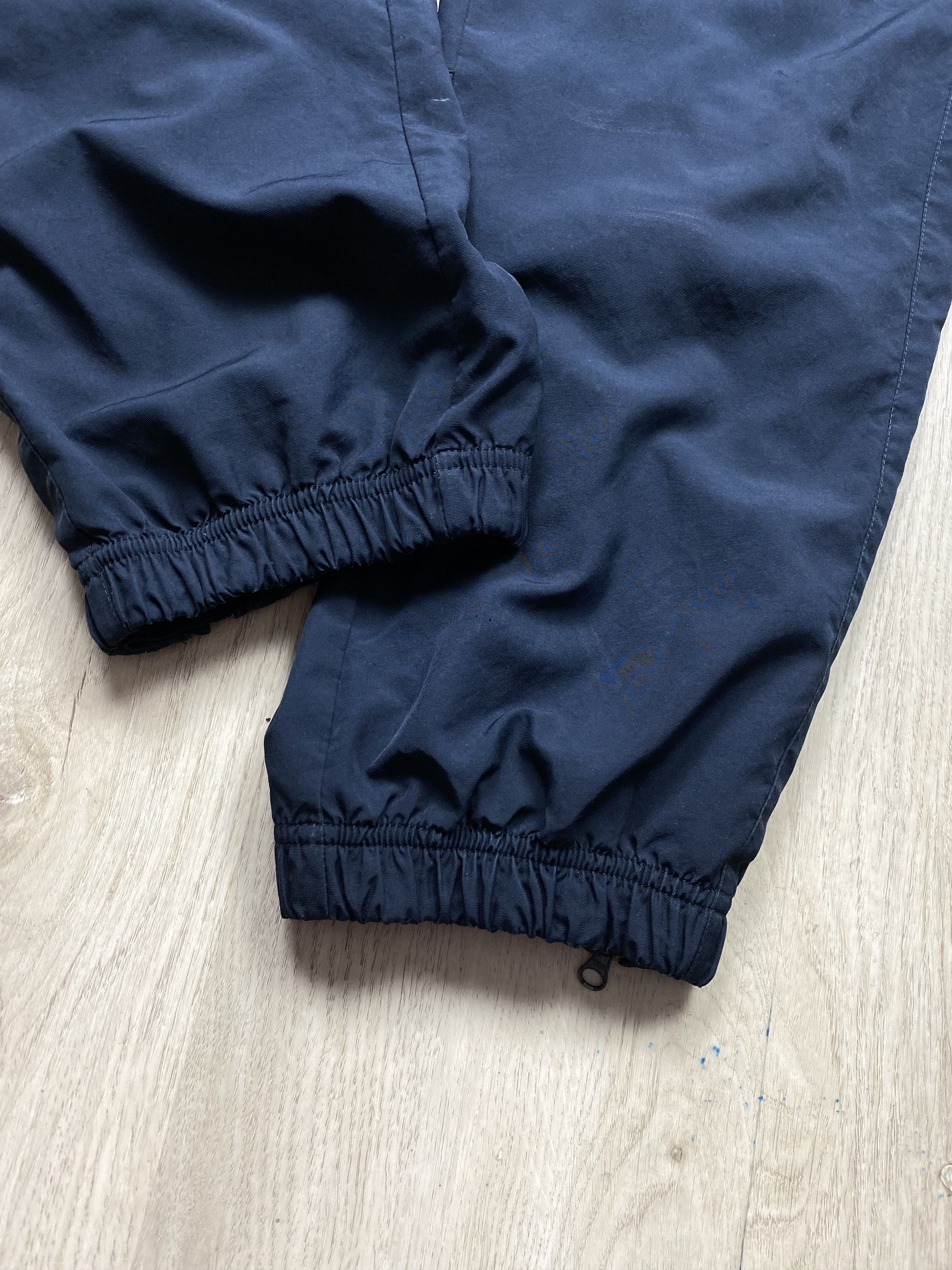 Nike × Vintage Nike Vintage Distressed Nylon Pants Y2K Drill Gorpcore Size US 34 / EU 50 - 4 Thumbnail