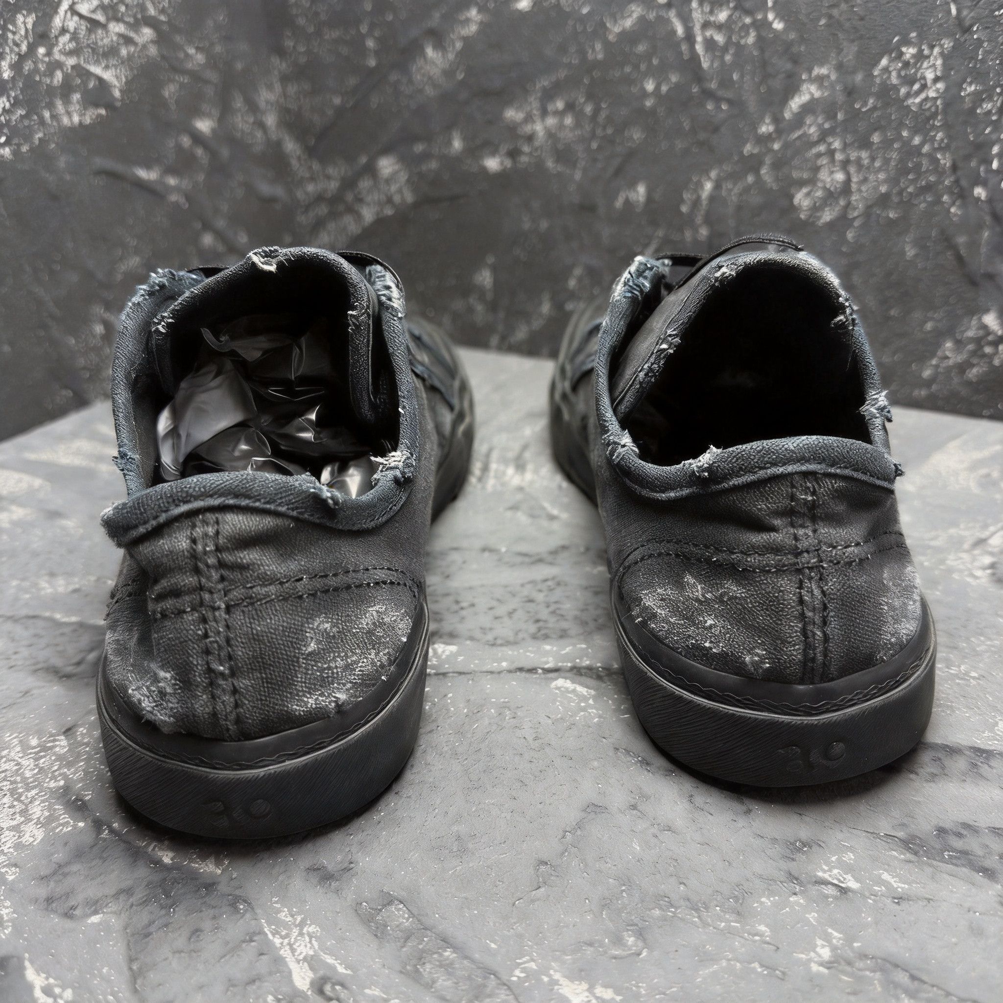 Balenciaga Balenciaga Black Distressed Canvas Shoes/ Size US 6 / EU 39 - 3 Thumbnail