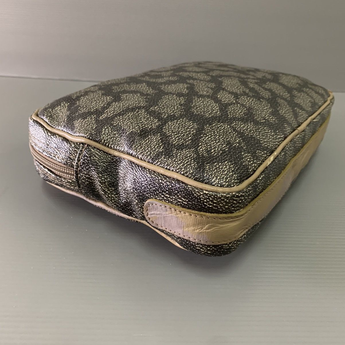Yves Saint Laurent Yves Saint Laurent Vintage Clutch Bag Size ONE SIZE - 4 Thumbnail