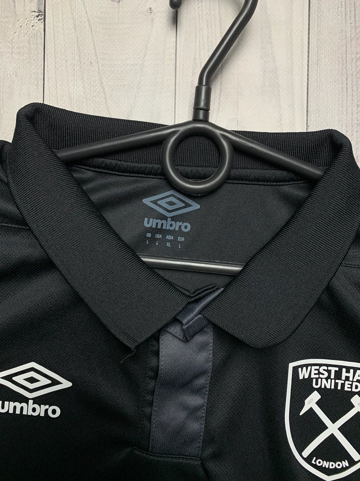 Umbro × Vintage Vintage Umbro soccer polo west Ham United jersey black L Size US L / EU 52-54 / 3 - 3 Thumbnail