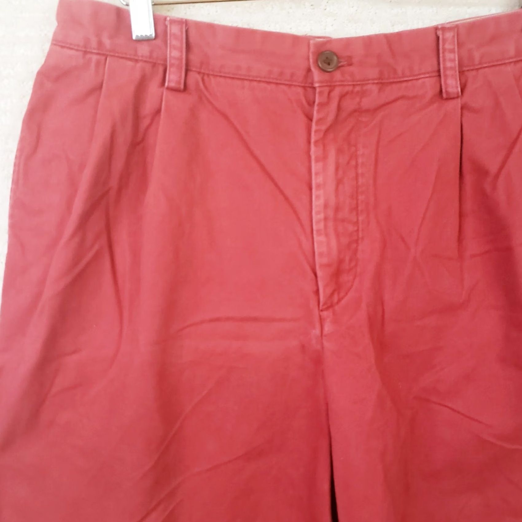 Izod IZOD Shorts Mens 36 Red Saltwater Men Size 36x9 Pleated Preppy Outdoors Dad Size US 36 / EU 52 - 2 Thumbnail