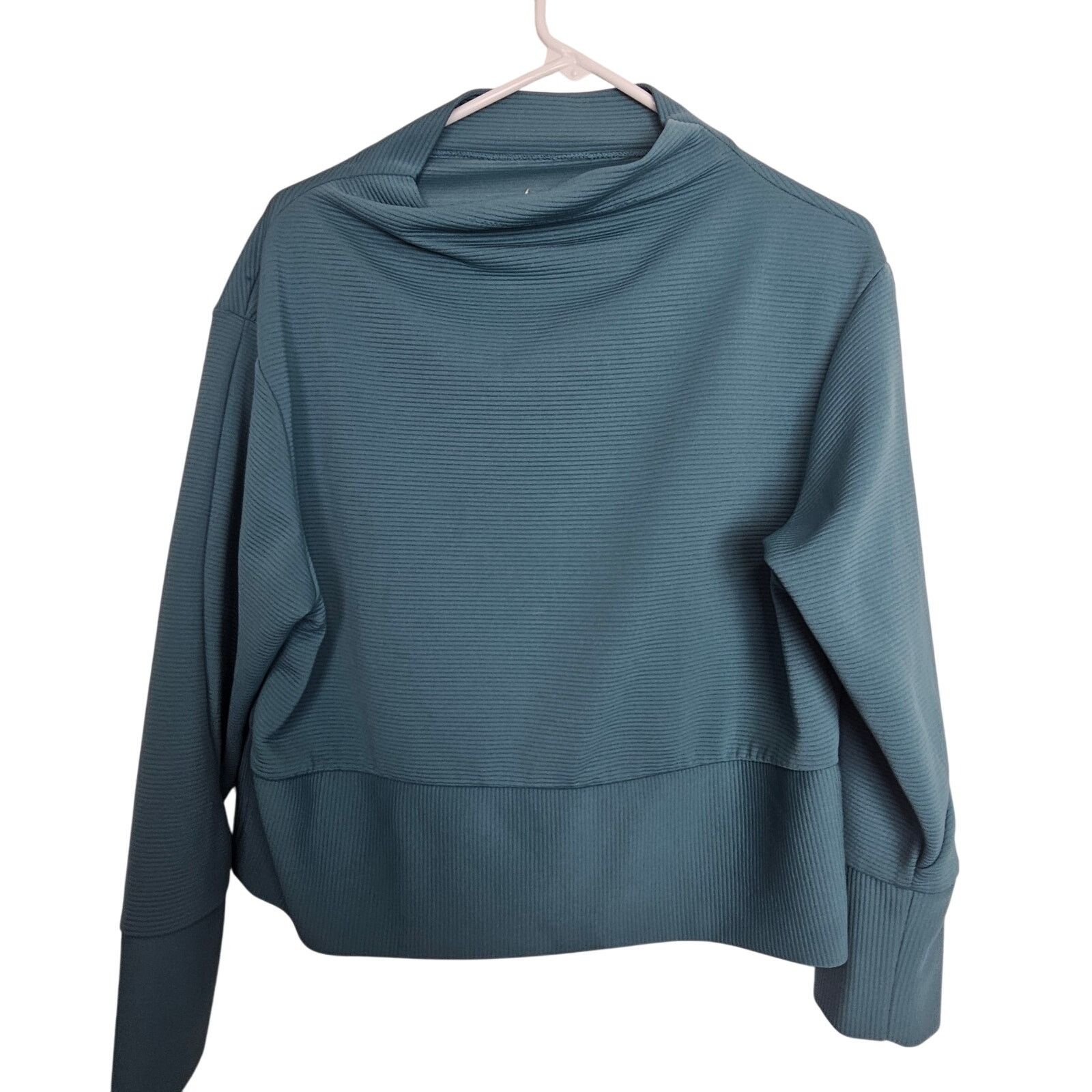 Nike Nike Womens Dri-Fit Funnel Neck Athletic Top Size M Sporty Size M / US 6-8 / IT 42-44 - 1 Thumbnail