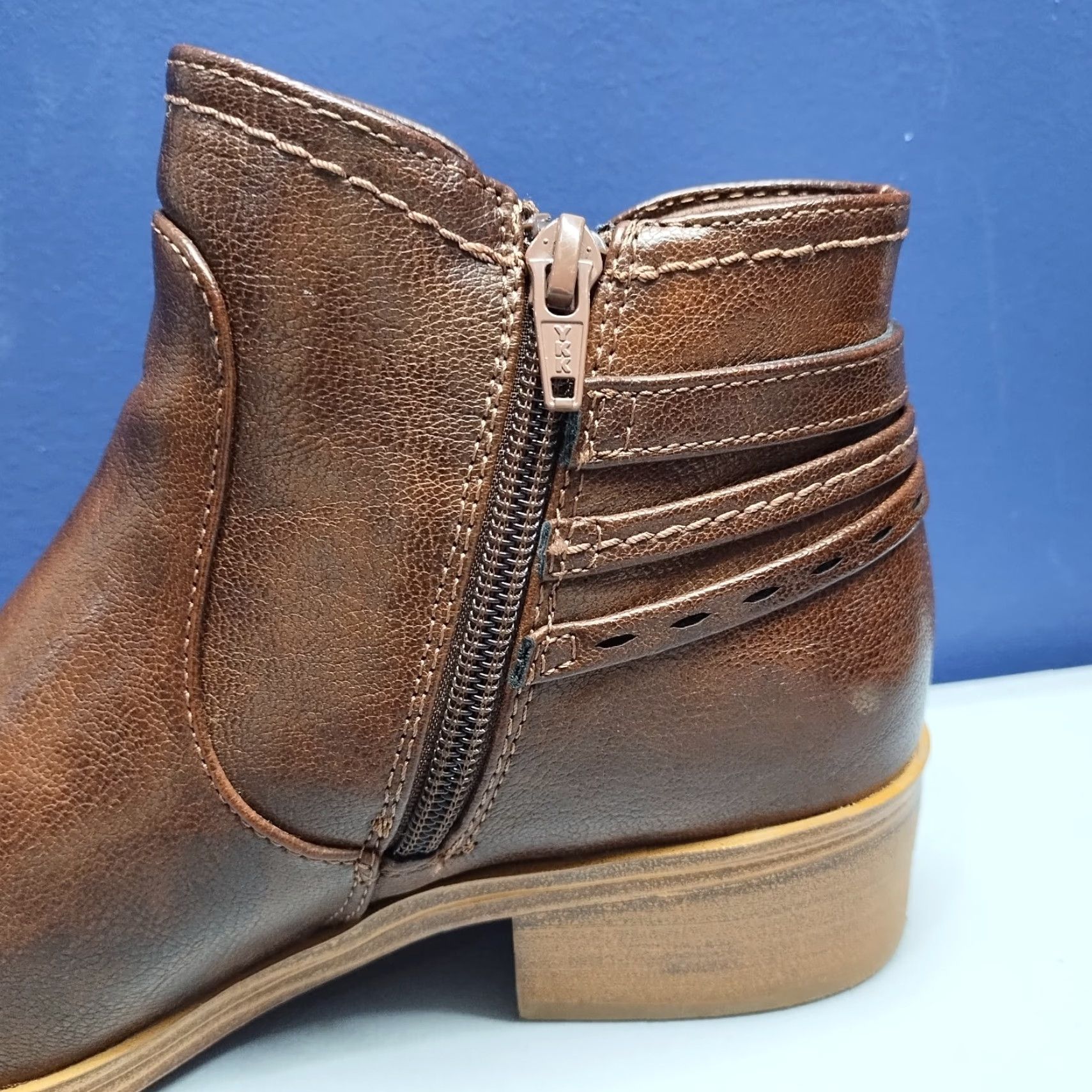 Vintage Baretraps Medley Ankle Bootie Womens Size 8M Brown Manmade Block Heel Side Zip - G41 Size US 8 / IT 38 - 7 Thumbnail