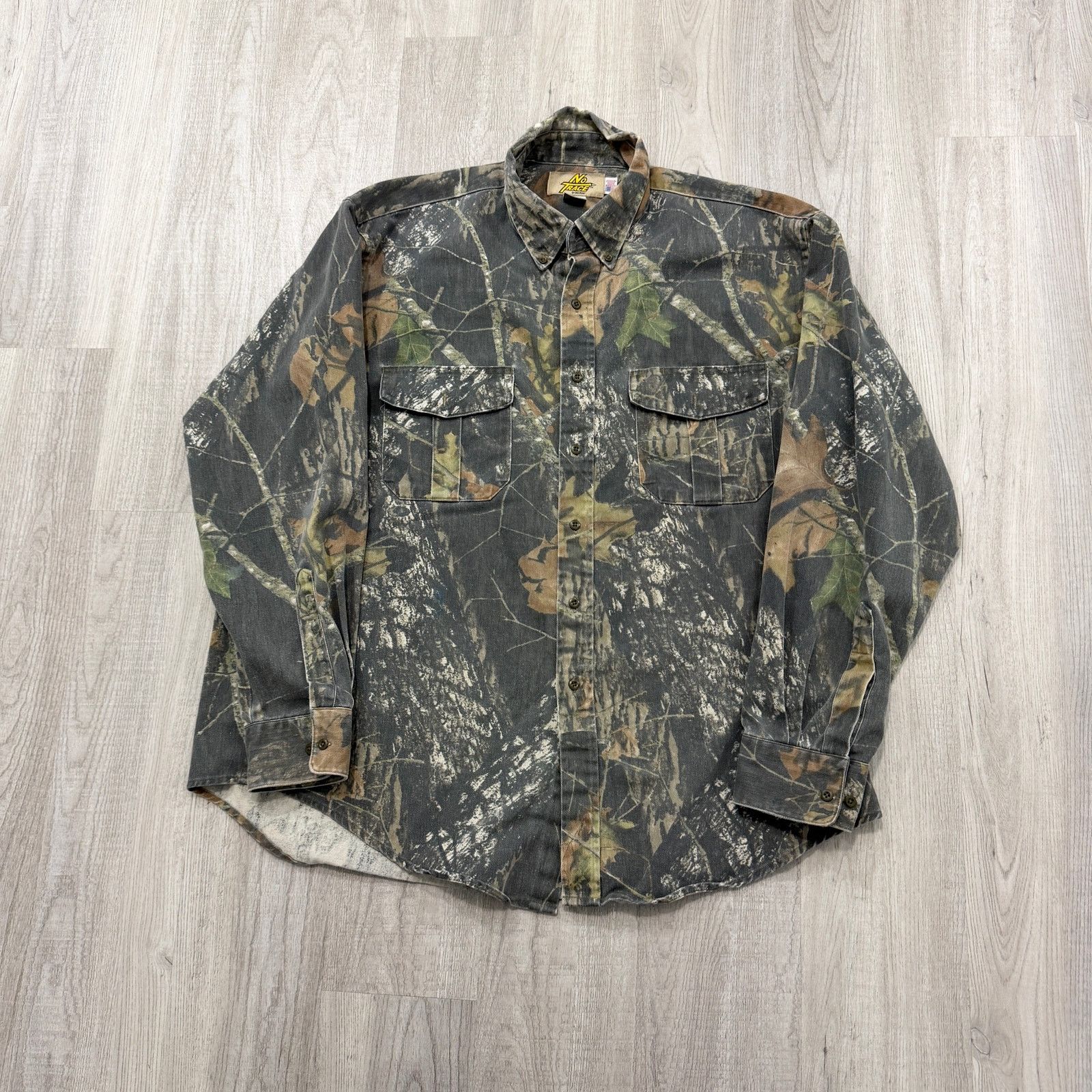 Vintage No Trace by Dan River Mossy Oak Camo Button Down Shirt XL Size US XL / EU 56 / 4 - 1 Thumbnail
