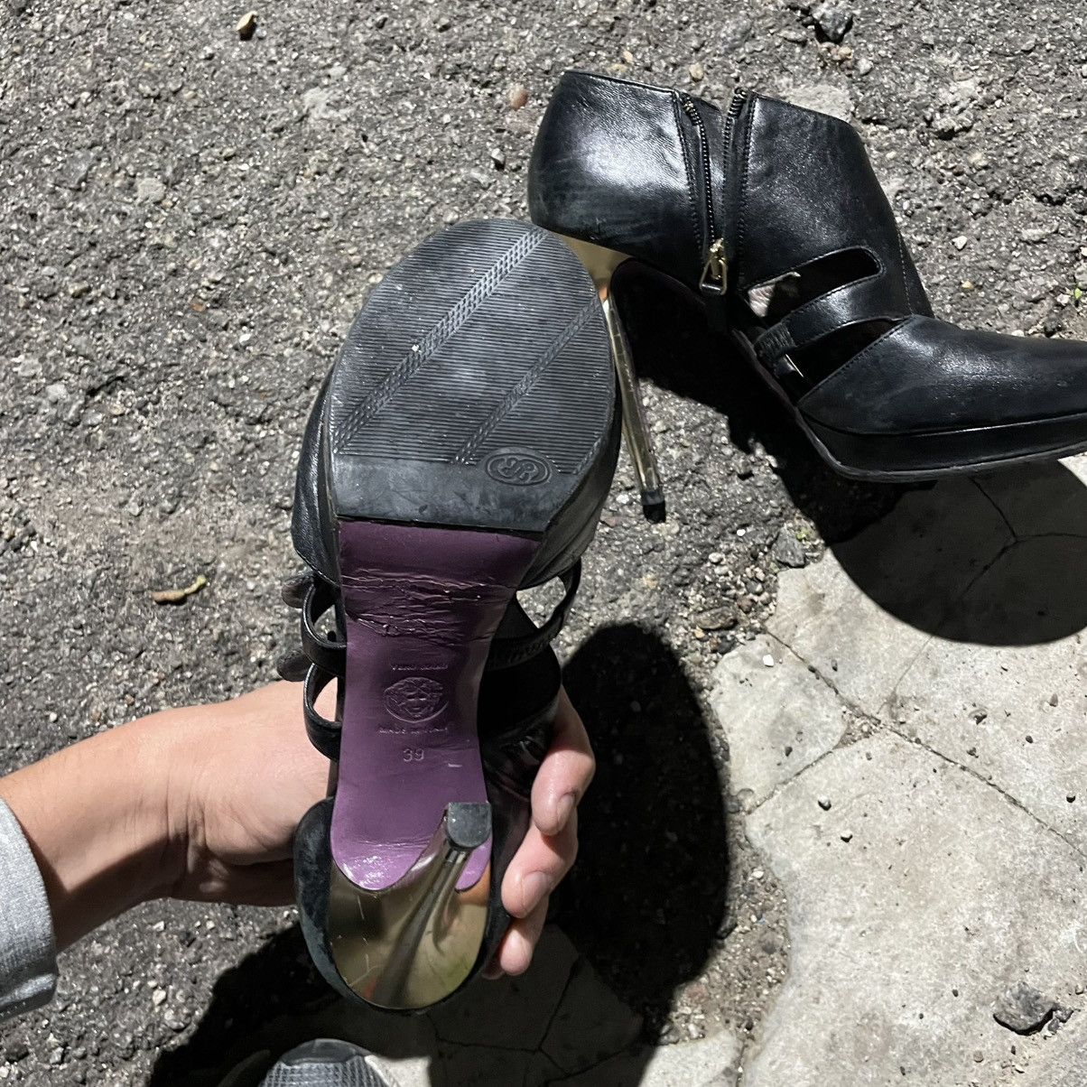 Versace Versace Leather Vintage Medusa Luxury Y2K Heels Ankle Boots Size US 9 / IT 39 - 11 Thumbnail