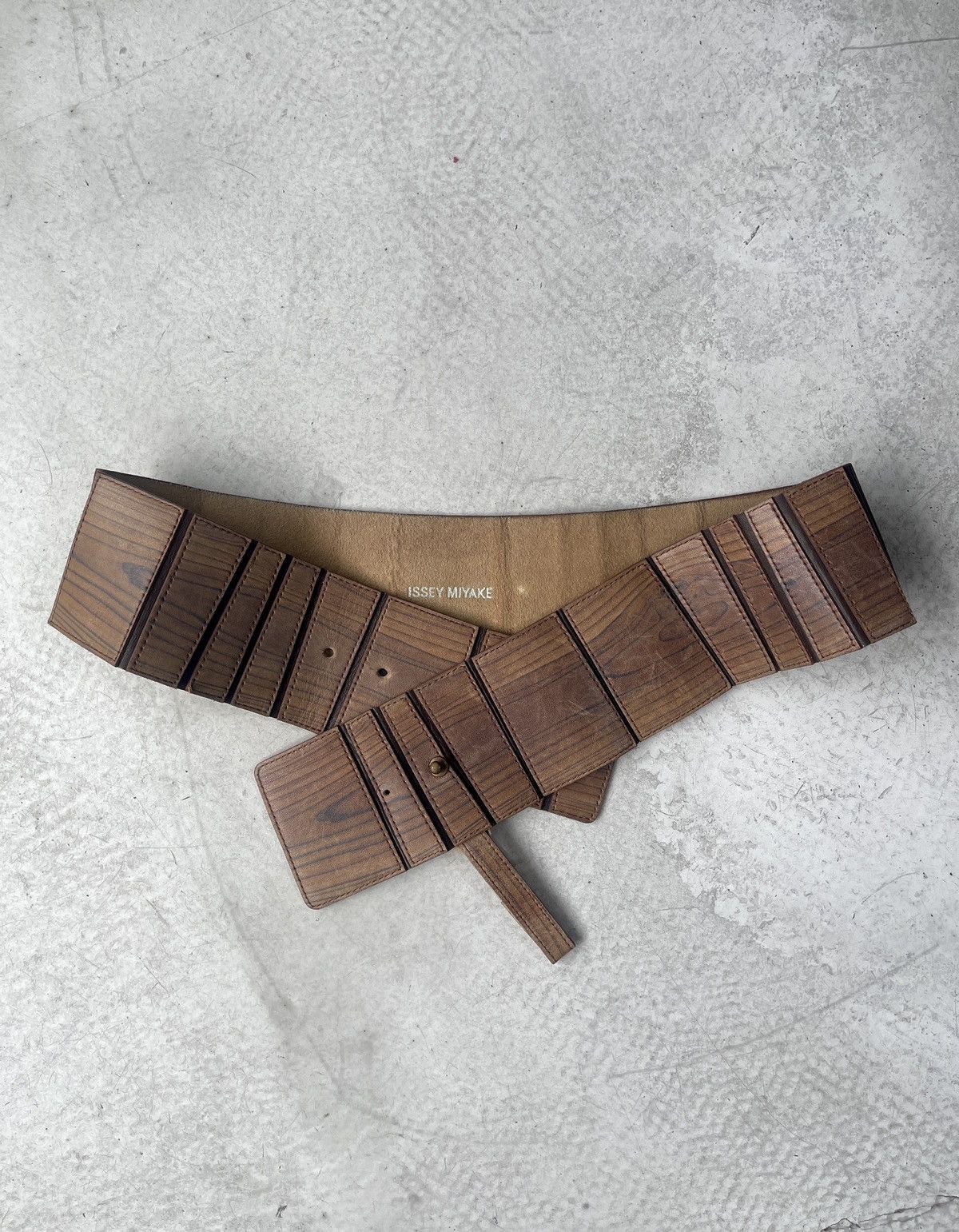 Issey Miyake Issey Miyake Wood-Textured Belt | Grailed display picture 1