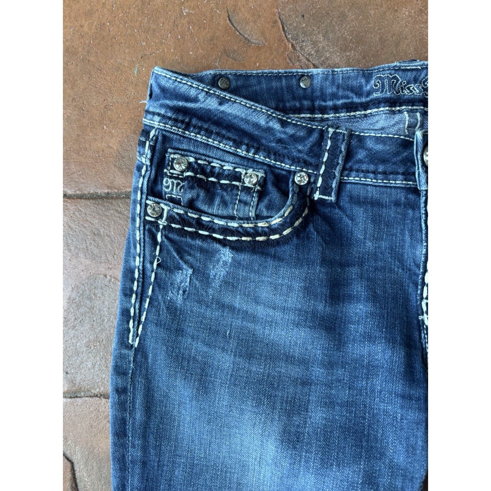 Miss Me VINTAGE Miss Me Boot Cut Jeans Stitch Flap Pockets 31 Blue Rhinestone Women's Jeans 31 Inseam 33 Rock Cowboy Pockets Size 24" / US 00 / IT 34 - 4 Thumbnail