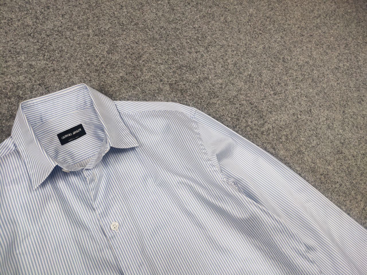 Giorgio Armani Giorgio Armani Design blue thin stripes Long sleeve shirt Size US M / EU 48-50 / 2 - 4 Thumbnail