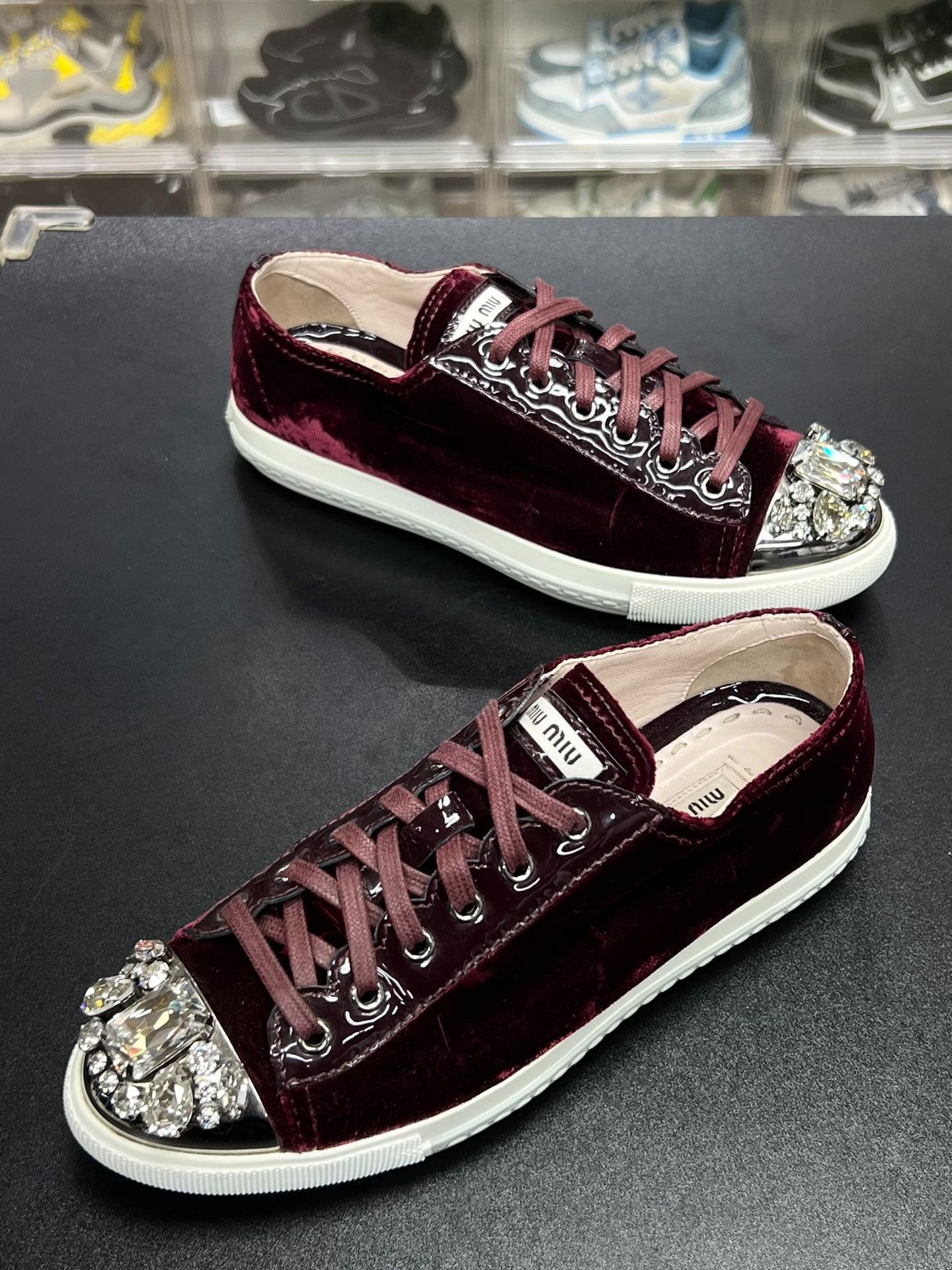 Miu Miu Miu Miu Red Lowtop Sneakers us_7 Women Size US 7 / IT 37 - 1 Thumbnail