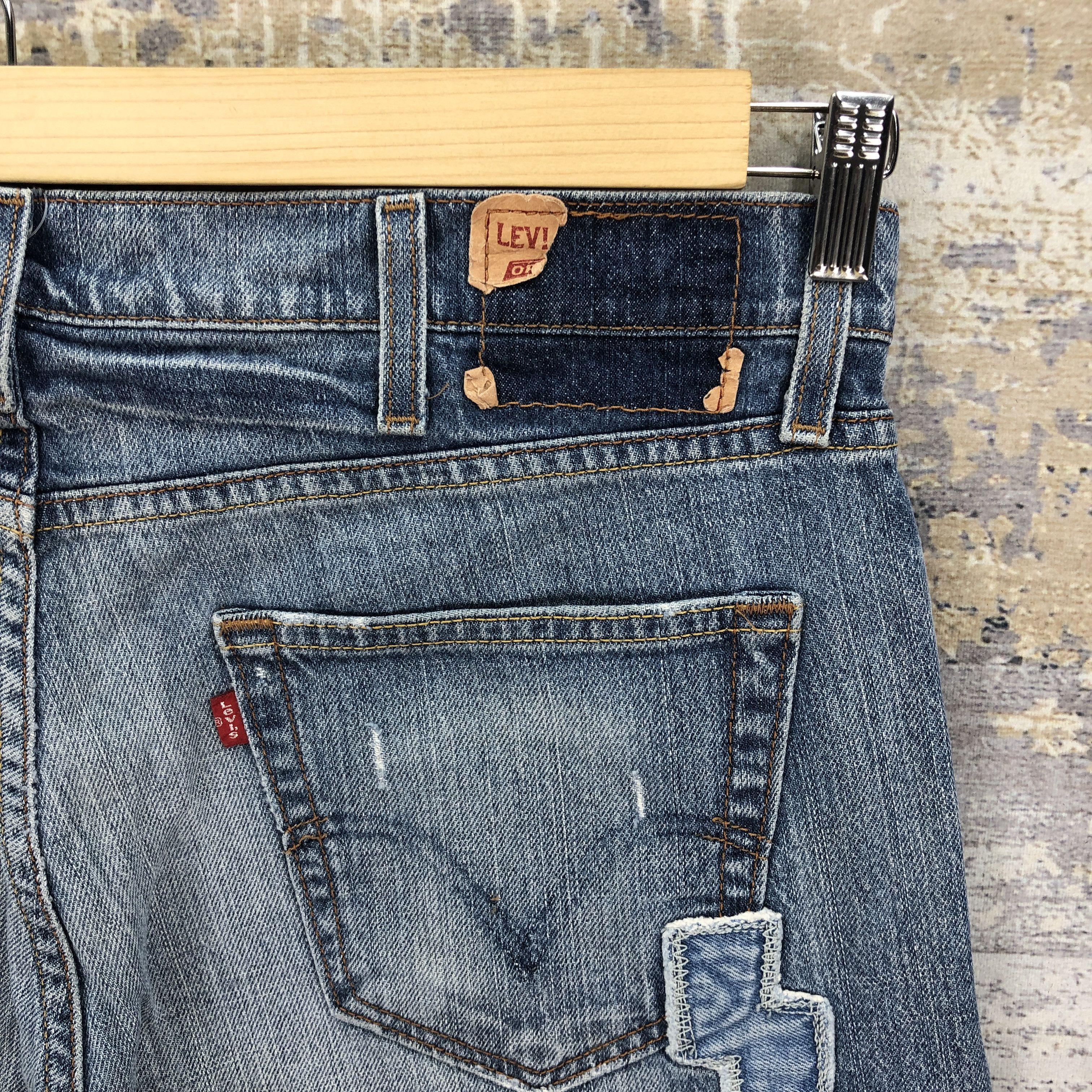Levi's Vintage Distressed Levis 514 Jeans Levi's Light Wash Denim Size US 36 / EU 52 - 5 Thumbnail