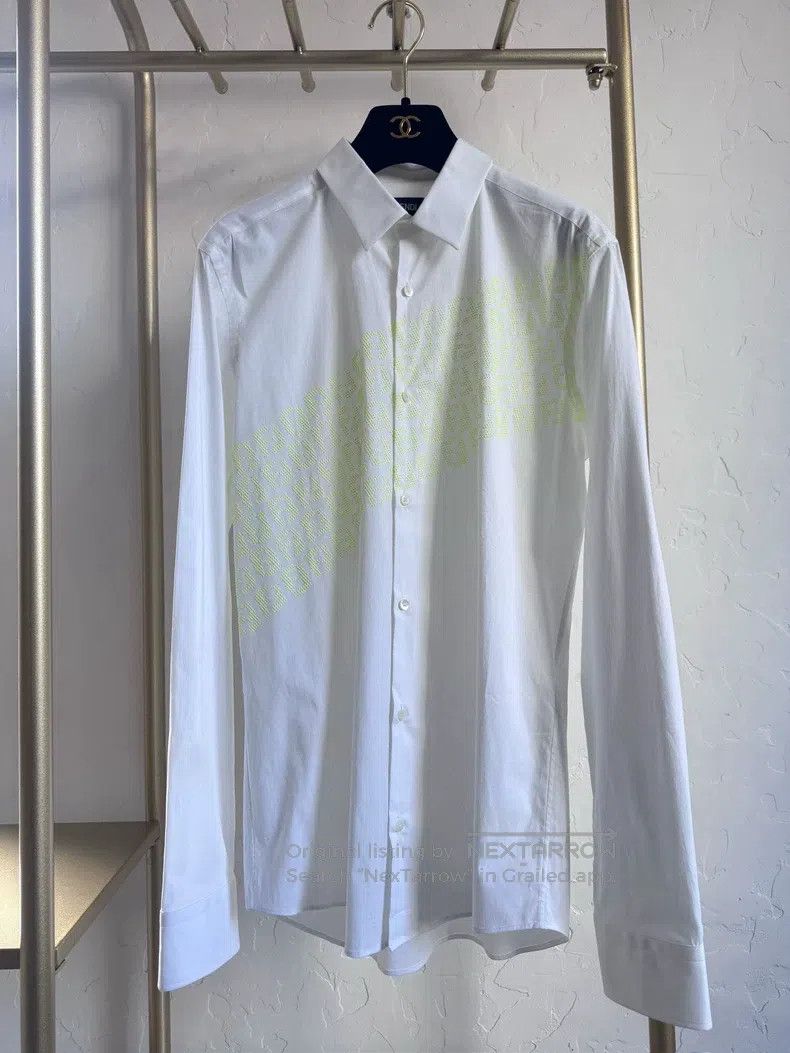 Fendi Fendi White beaded shirt Size XS / US 0-2 / IT 36-38 - 1 Thumbnail