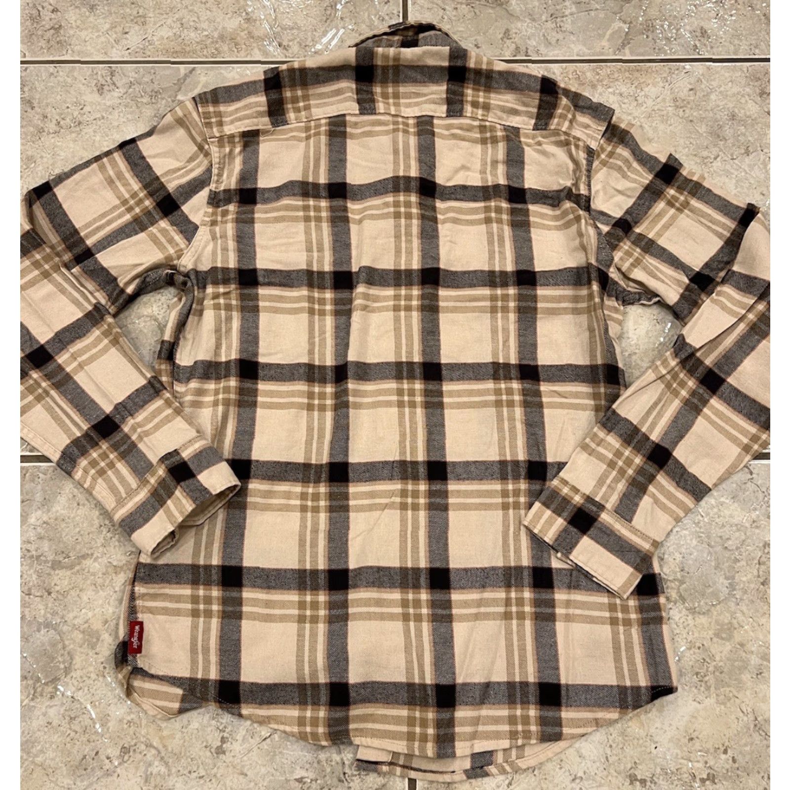 Wrangler Wrangler Shirt Plaid Long Sleeve Slim Button-Up Mens M Multi-Color Fall Cotton Blend Flannel 28.5" 21.5" 25" 90s? Size US M / EU 48-50 / 2 - 6 Thumbnail