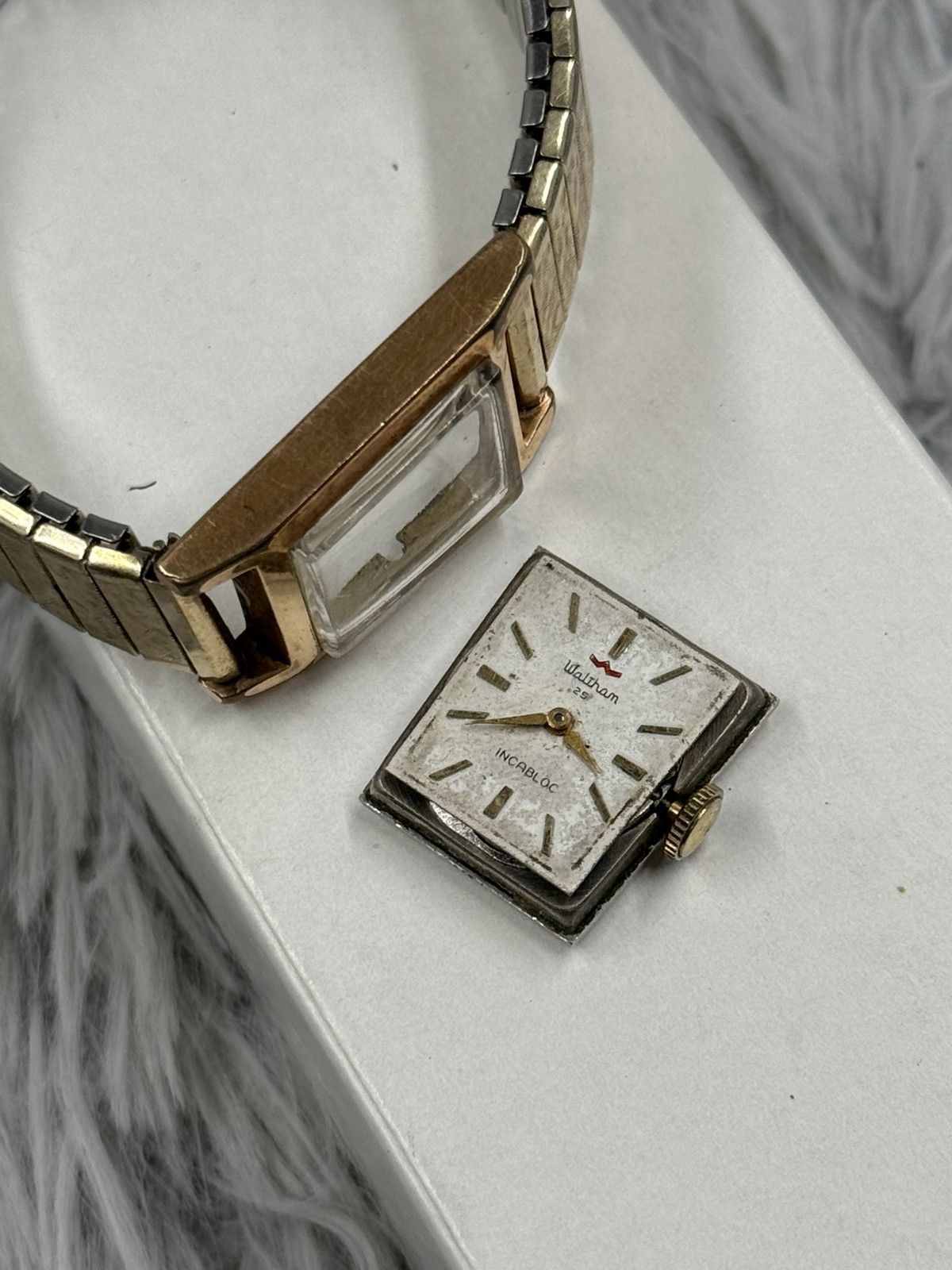 Vintage Vintage WALTHAM Incabloc Swiss Manual Unisex Watch Size ONE SIZE - 14 Thumbnail