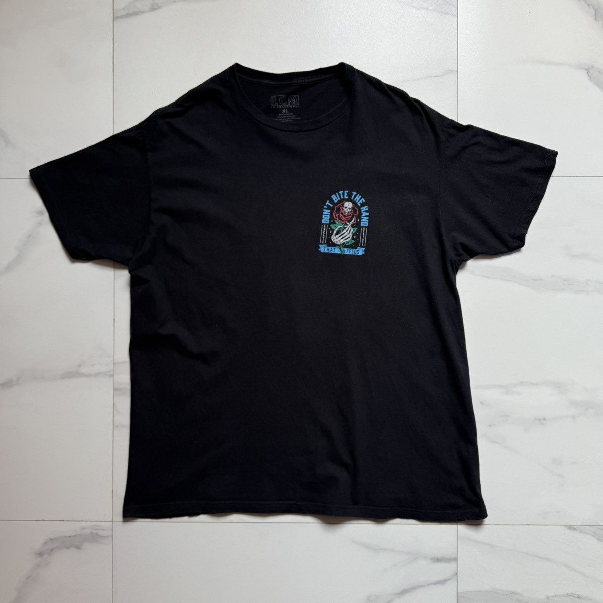 Japanese Brand × Other LCM International Don’t Bite The Hand That Feeds Tee Size US XL / EU 56 / 4 - 2 Thumbnail