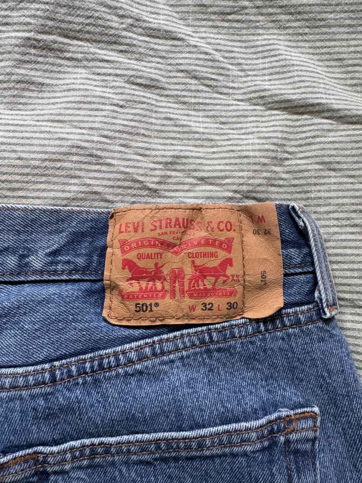 Levi's Levi’s 501 Blue Denim Jeans 32x30 Size US 32 / EU 48 - 3 Thumbnail