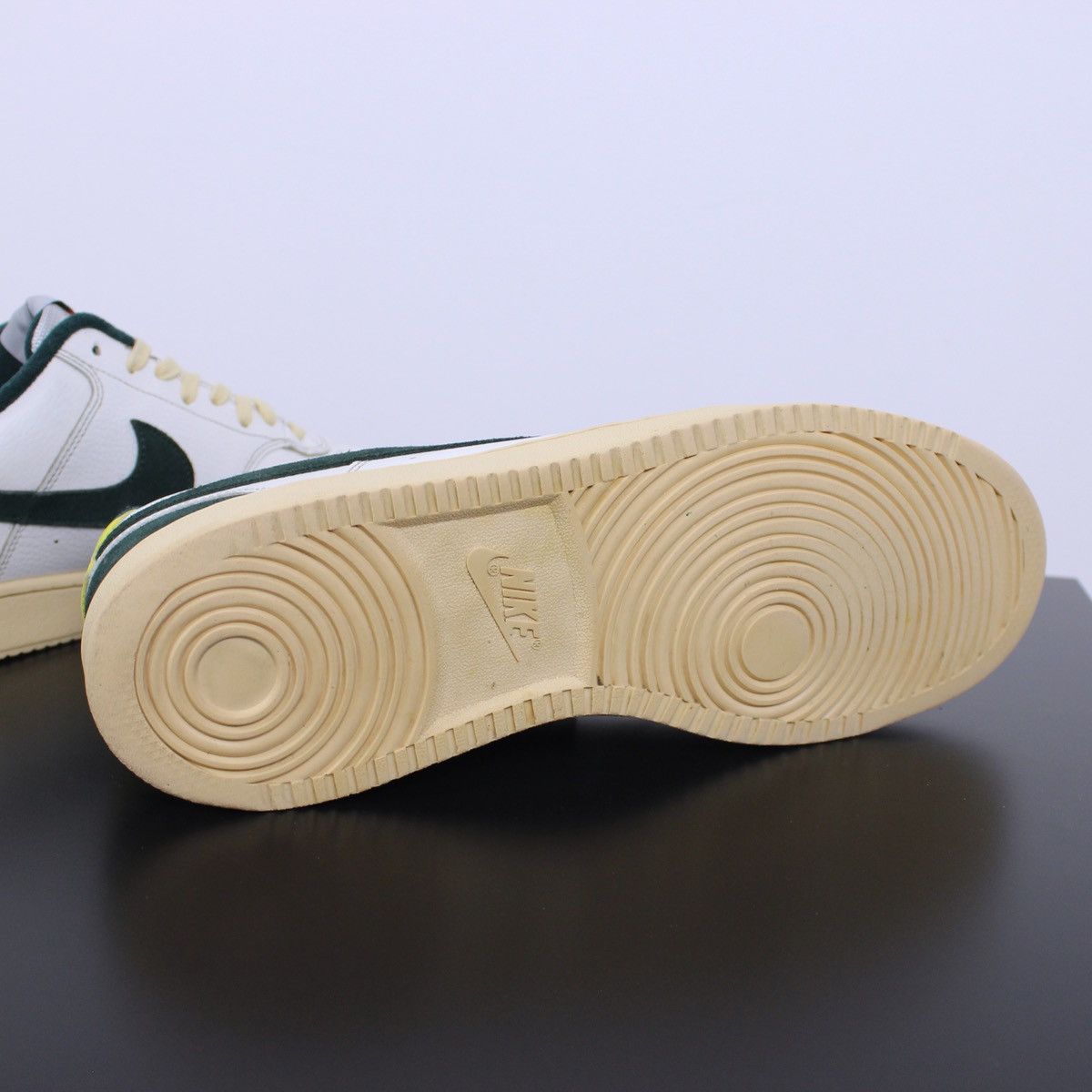 Nike Nike Court Vision Low White/Green Size US 11 / EU 44 - 6 Thumbnail