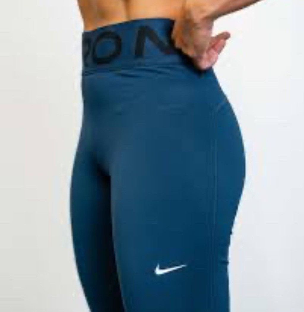 Nike NIKE PERFORMANCE LEGGING 25” BLUE COLOR SIZE SMALL WAIST 13” Size 27" / US 4 / IT 40 - 6 Thumbnail
