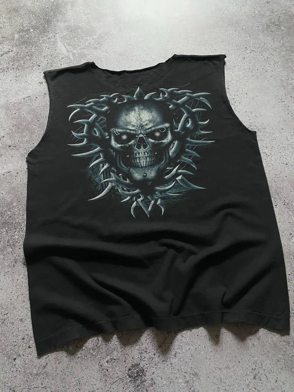 Band Tees VINTAGE 90s SKULL METAL TRIBAL FADED SLEEVELESS TEE TANK TOP Size US L / EU 52-54 / 3 - 5 Thumbnail
