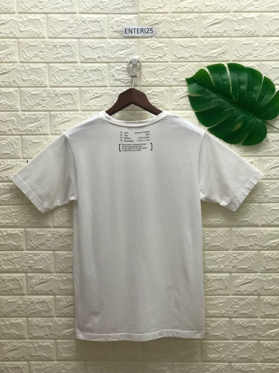 Vintage vintage Men's Melrose Johannes Vermeer Girl With A Pearl Size US L / EU 52-54 / 3 - 5 Thumbnail
