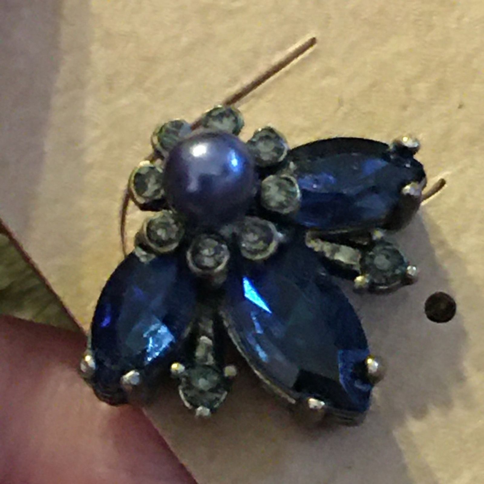 Vintage Vintage faceted blue glass stone pierced earrings Size ONE SIZE - 7 Thumbnail