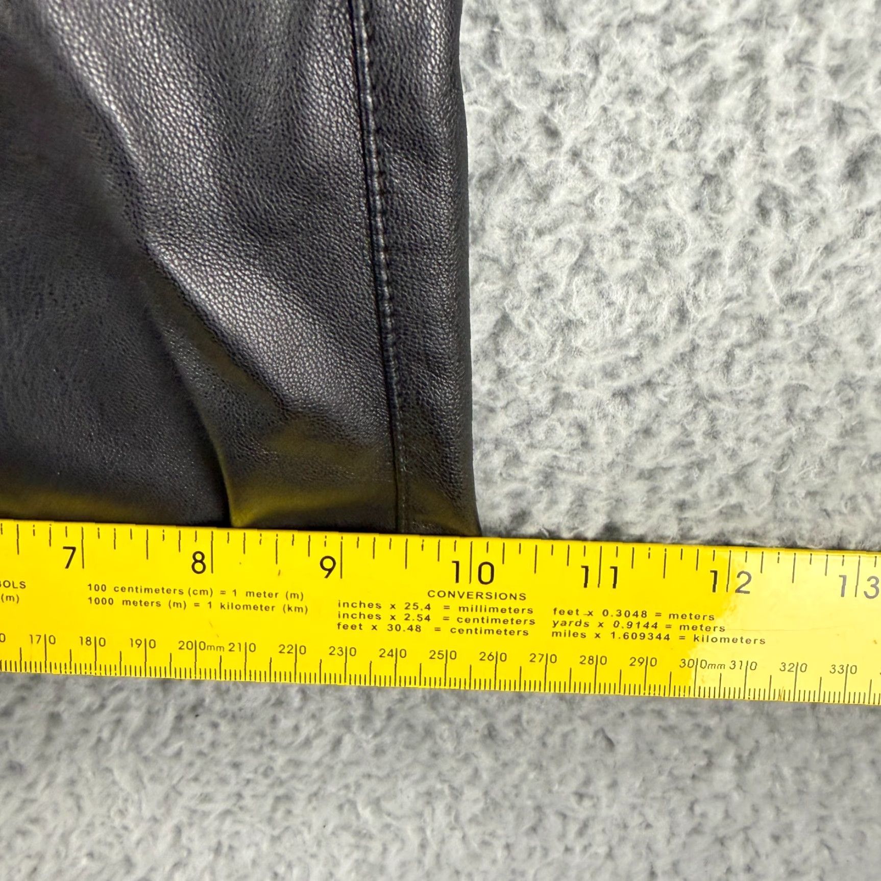 Vintage We The Free Wide-Leg Pants Womens Size 12 Black Faux Leather High-Rise Casual Size 34" / US 12 / IT 48 - 7 Thumbnail
