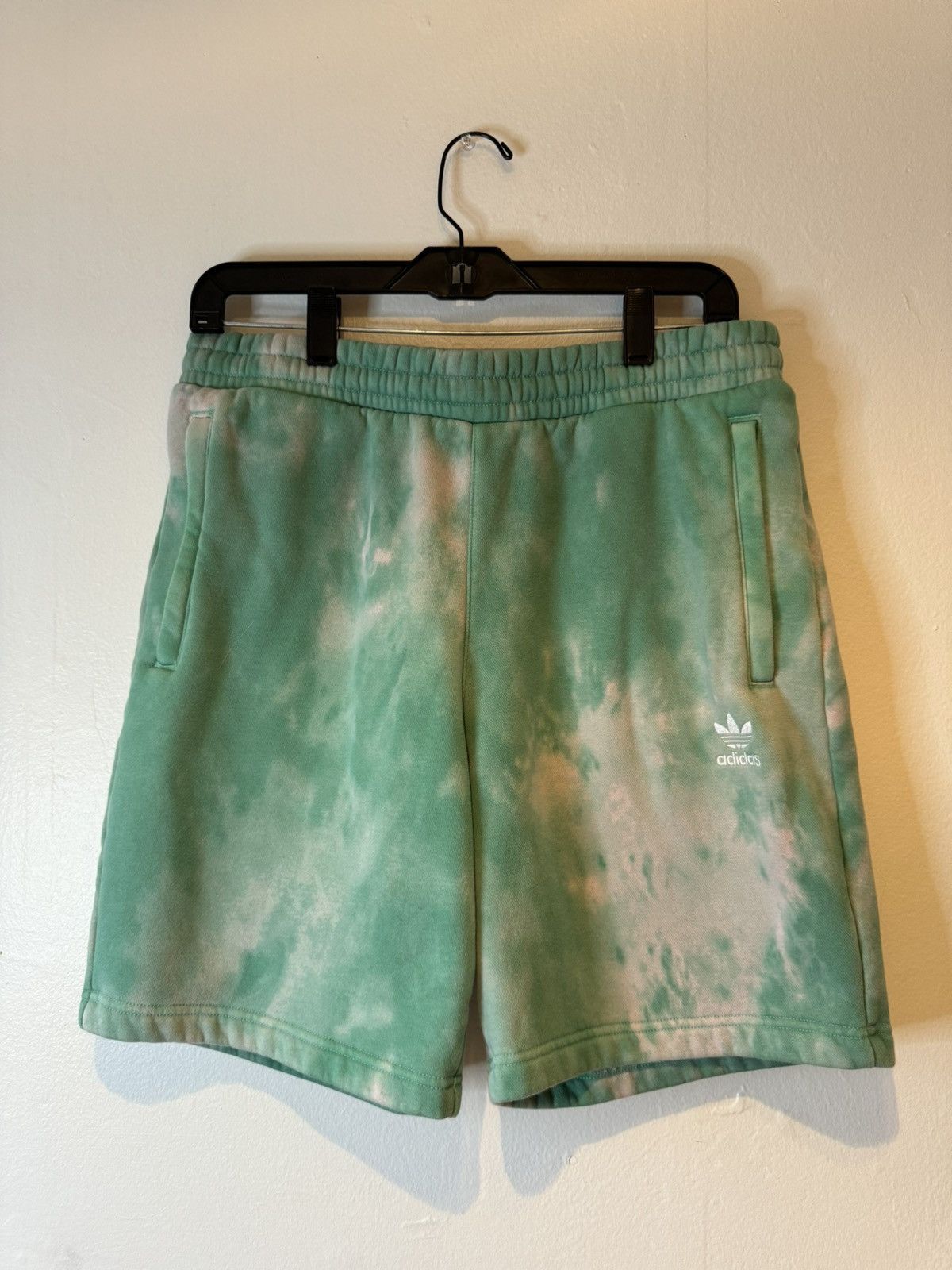 Adidas adidas Originals Trefoil Shorts Mens Size Medium Green Size US 32 / EU 48 - 1 Thumbnail