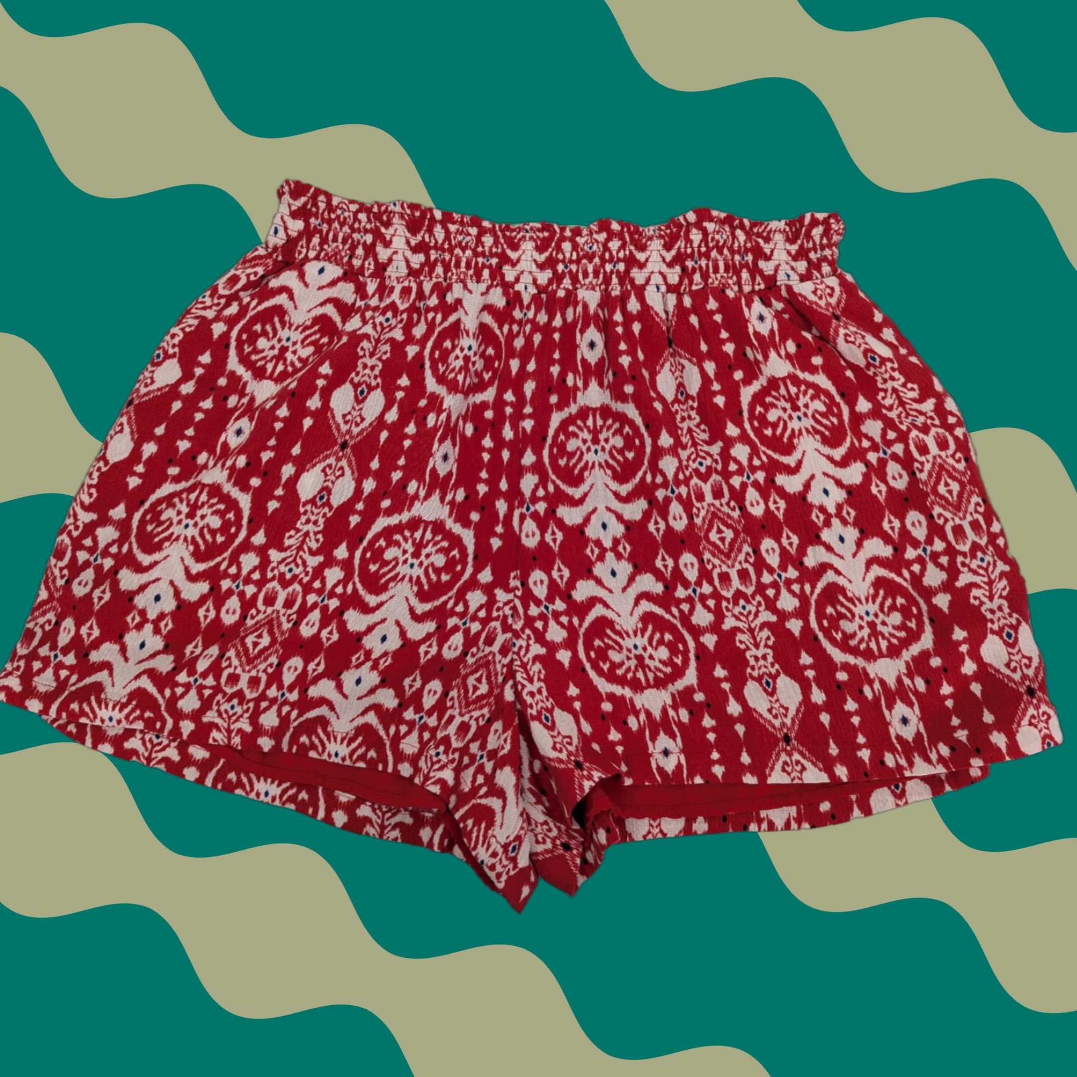 Vintage Knox Rose Shorts Women XL Red Geometric High Rise Lined Rayon Paperbag Casual Holiday Seasonal Spring Summer Fall Womens Size 40" / US 18 - 1 Thumbnail