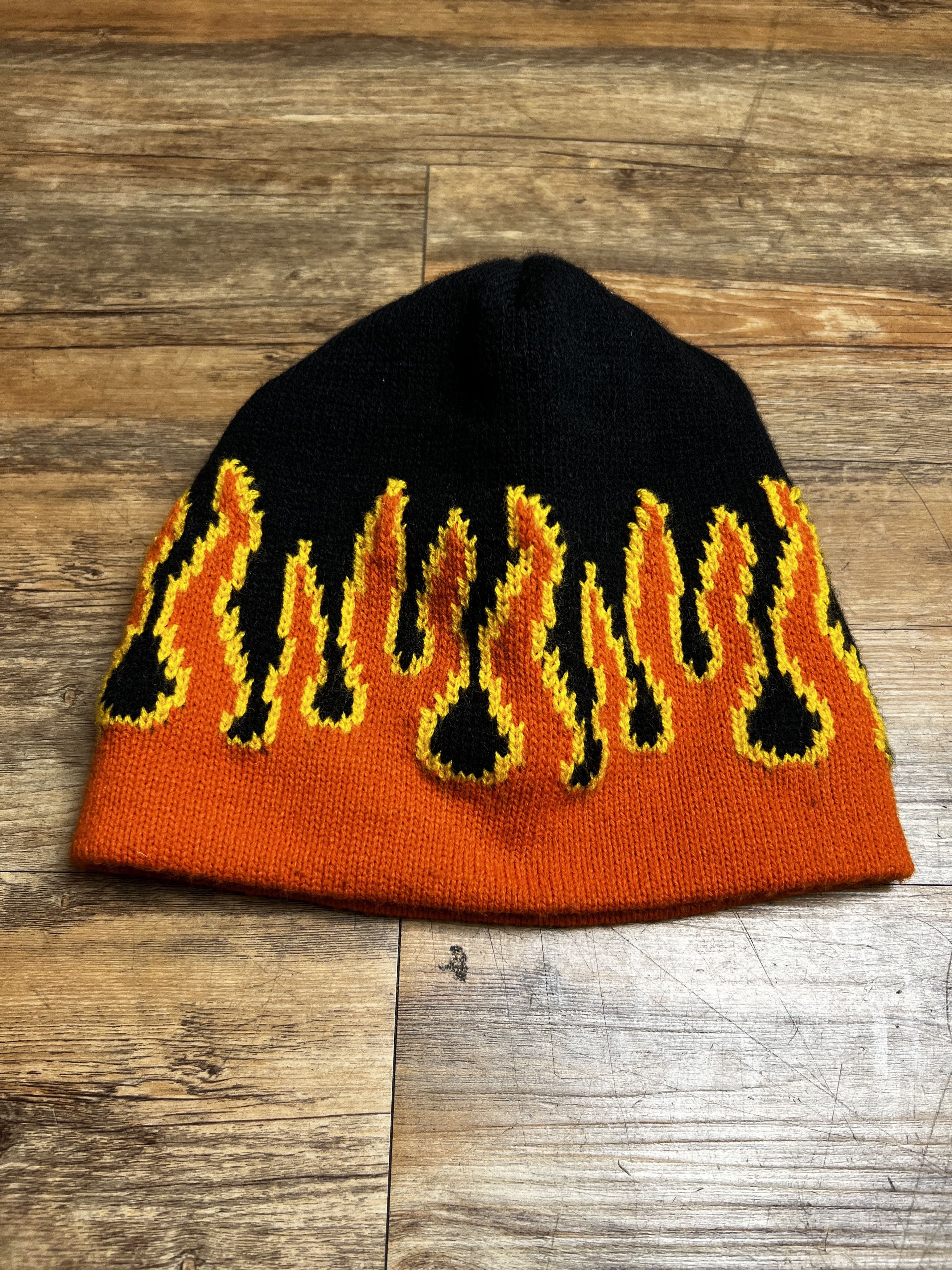 Vintage Vintage Orange Flame Beanie Size ONE SIZE - 1 Thumbnail