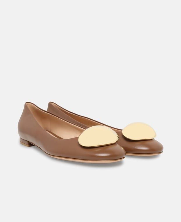 Ballet flats